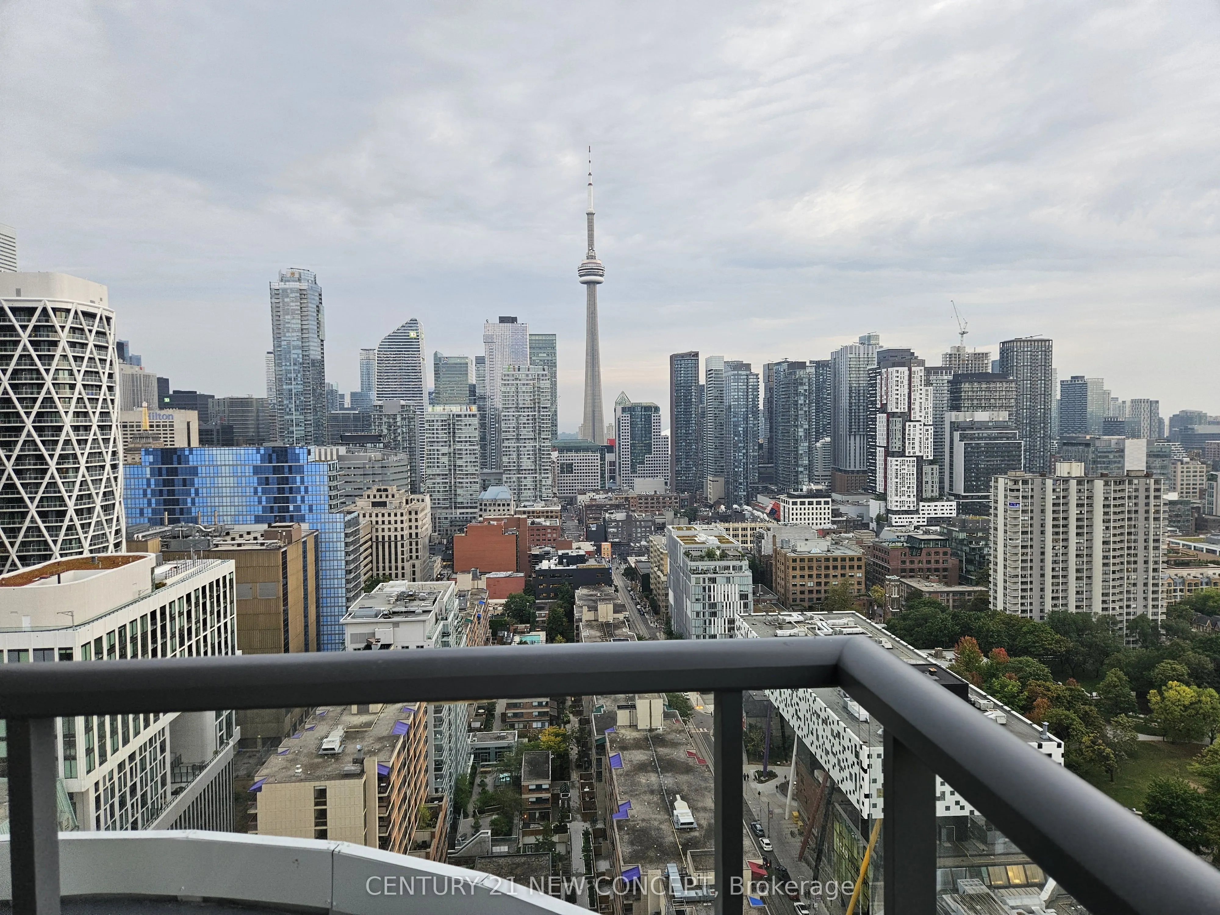 280 Dundas Street, #2810