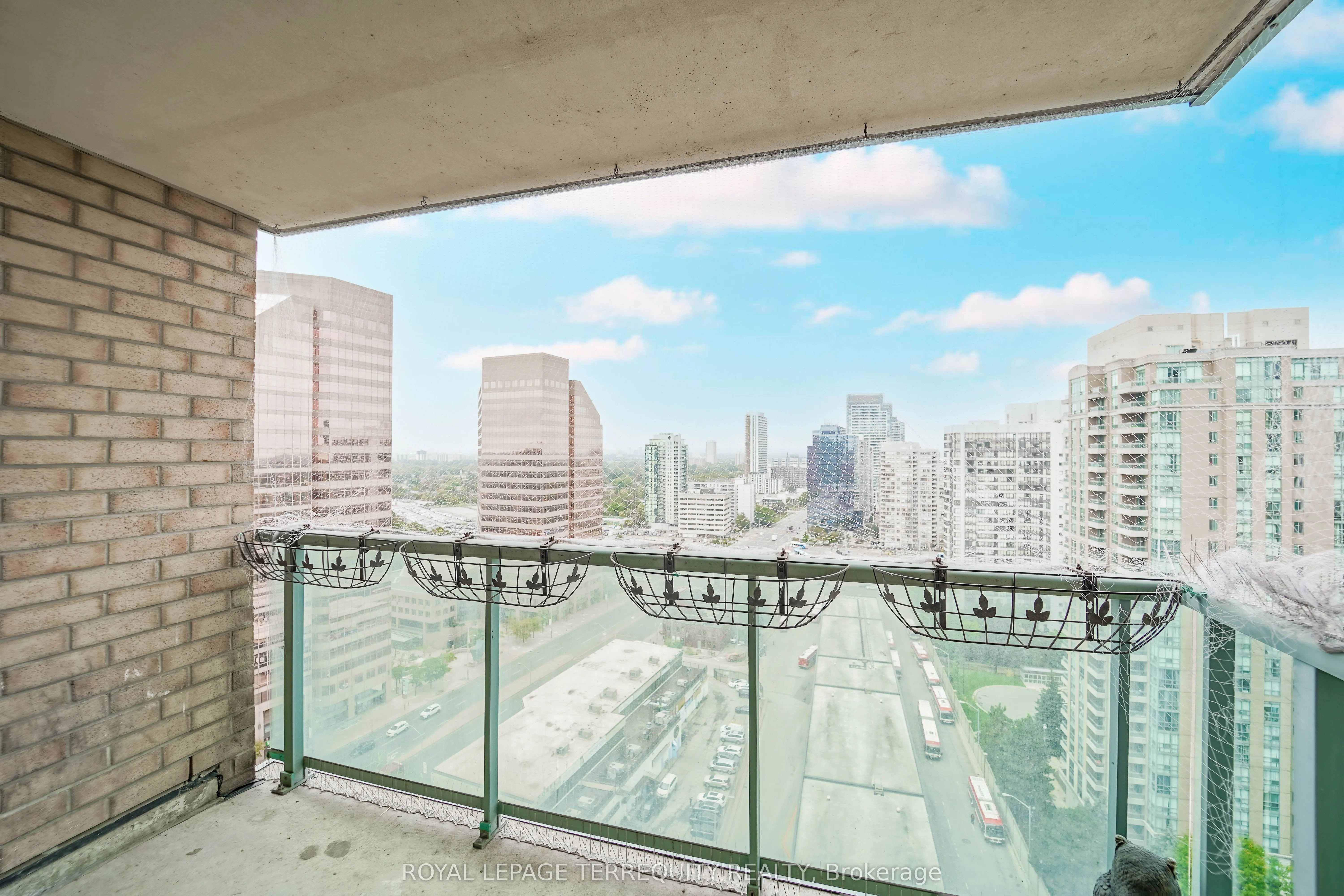 22 Olive Avenue, #2506