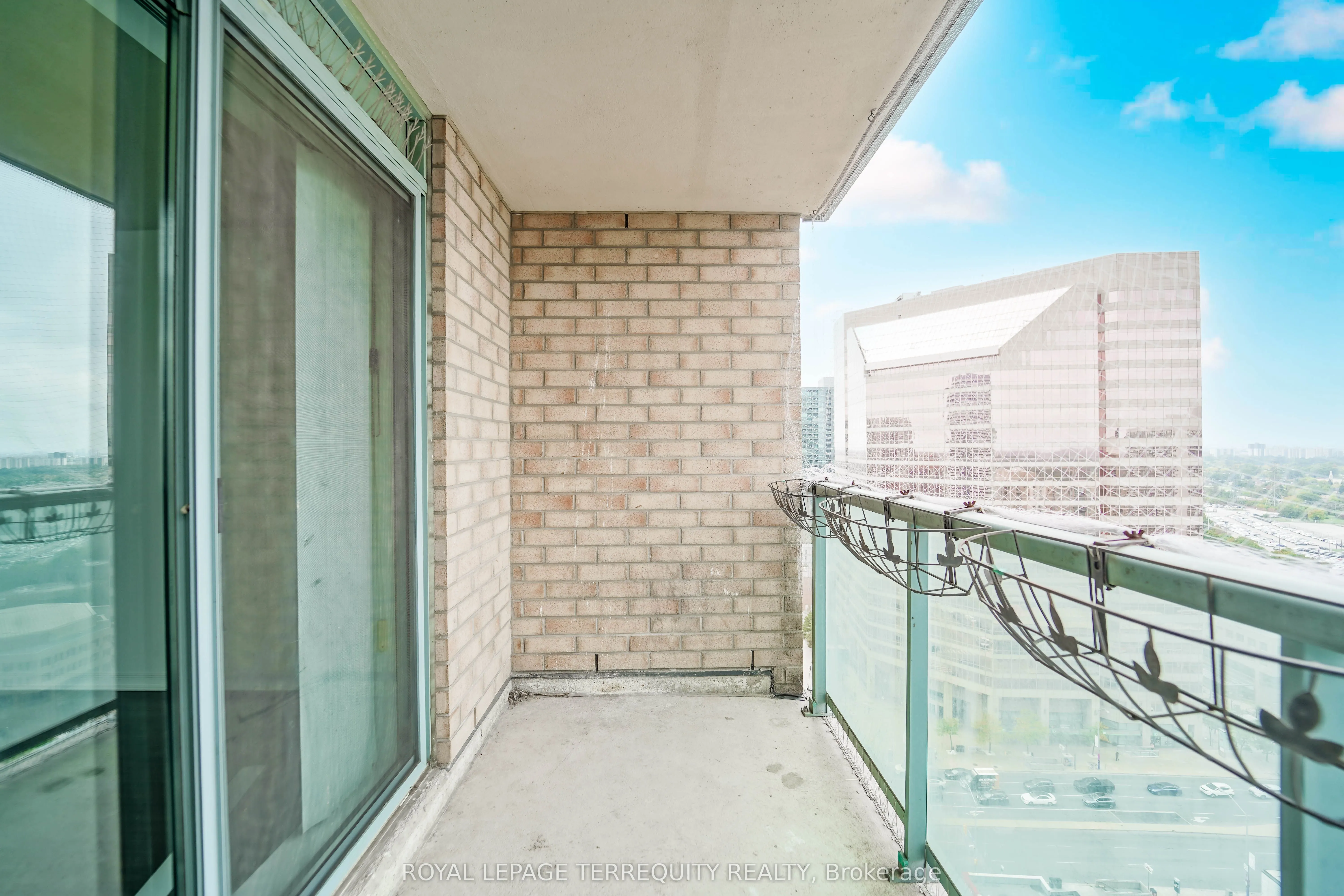 22 Olive Avenue, #2506