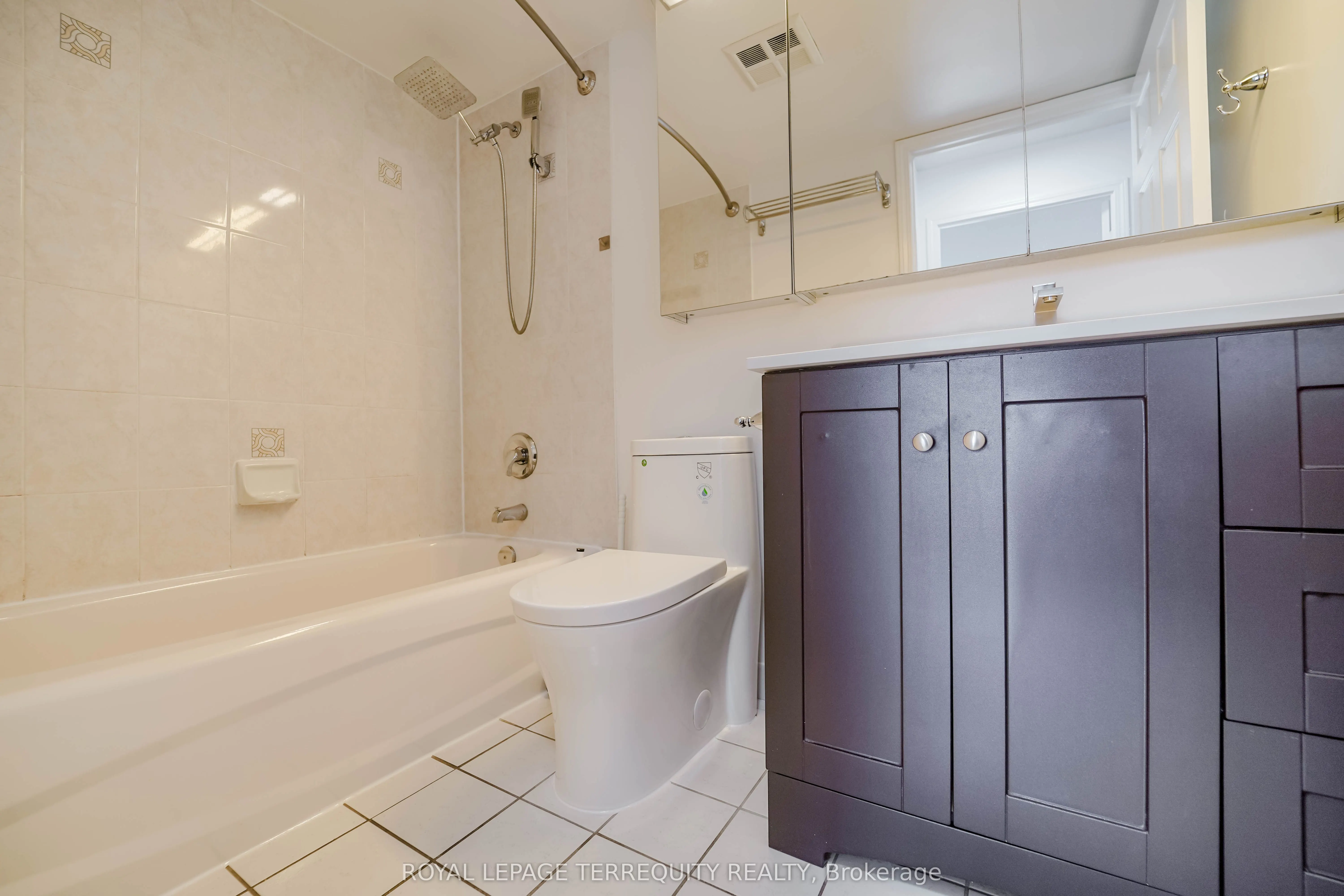 22 Olive Avenue, #2506