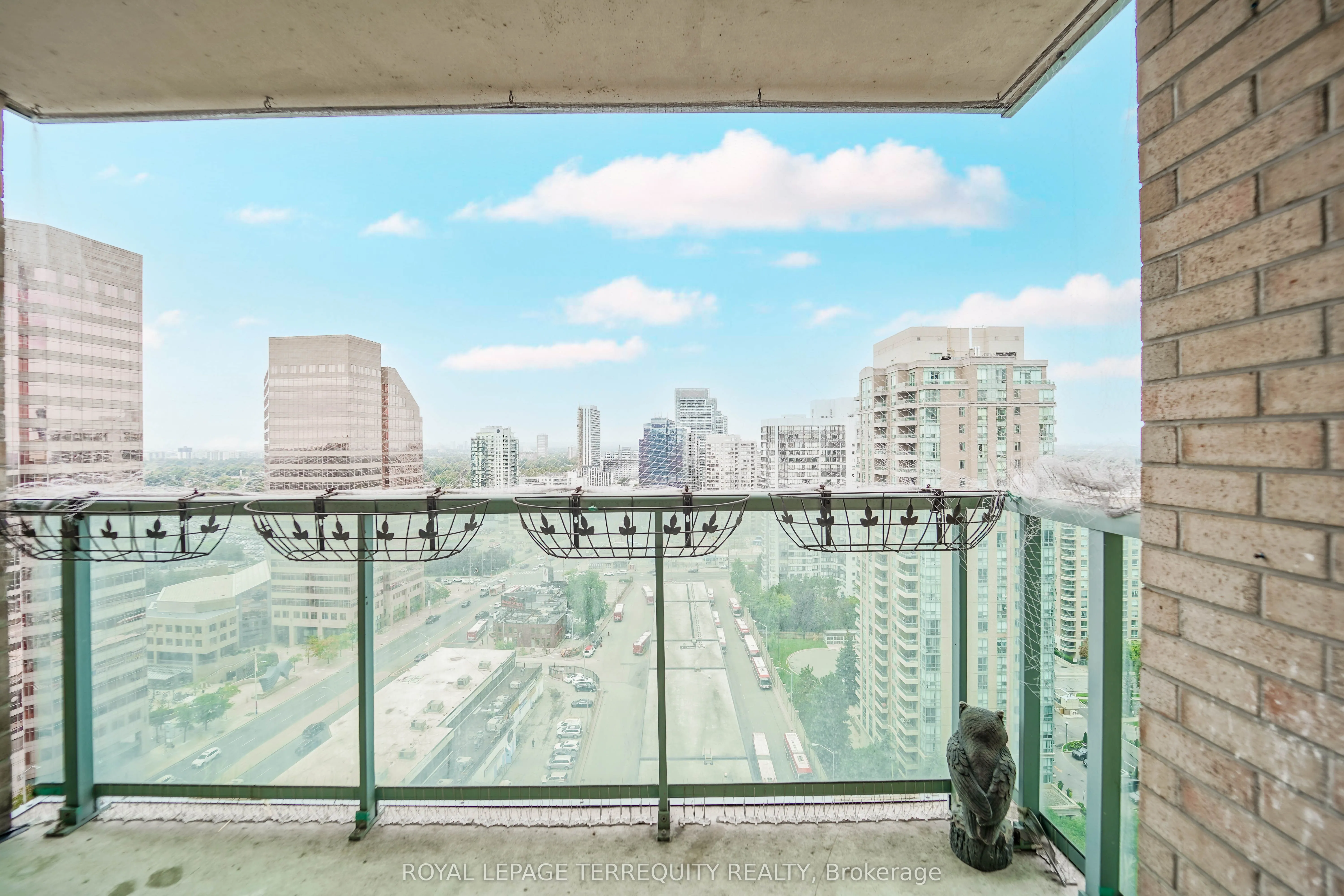 22 Olive Avenue, #2506