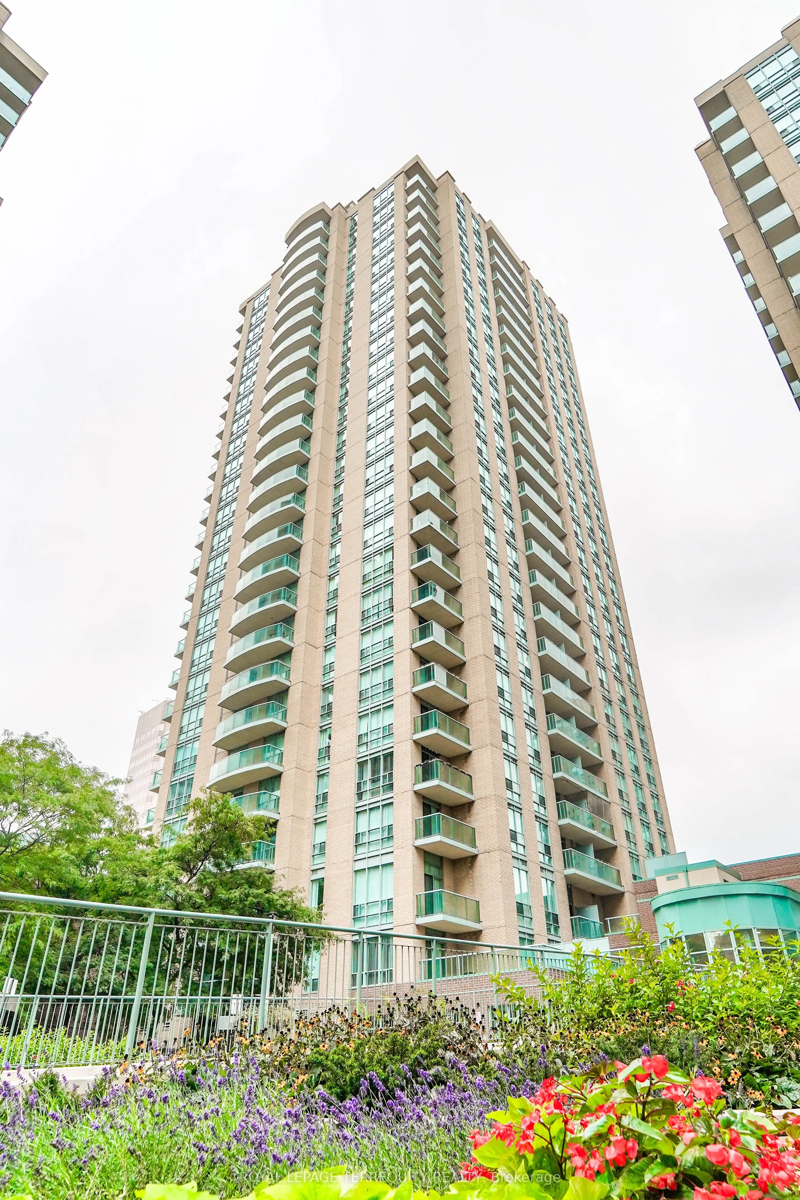 22 Olive Avenue, #2506