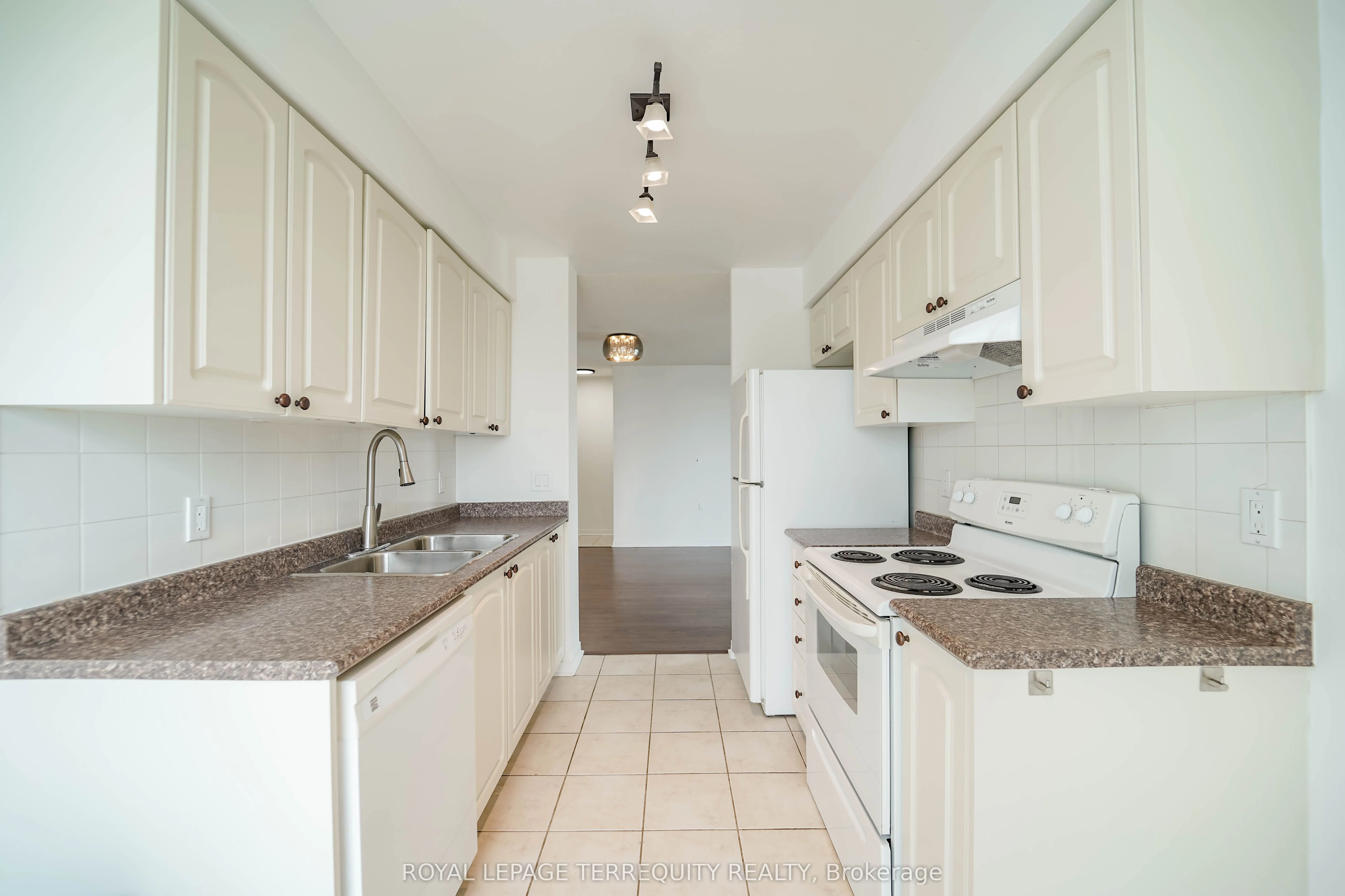 22 Olive Avenue, #2506