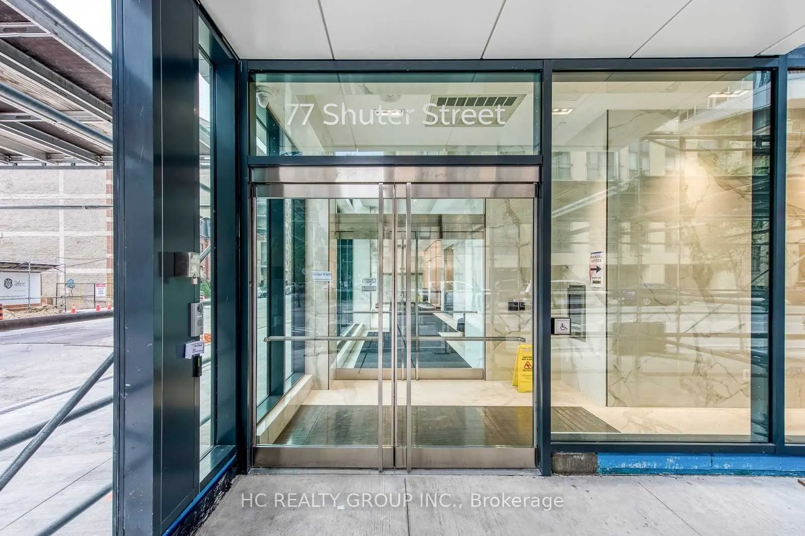 77 Shuter Street, #2112