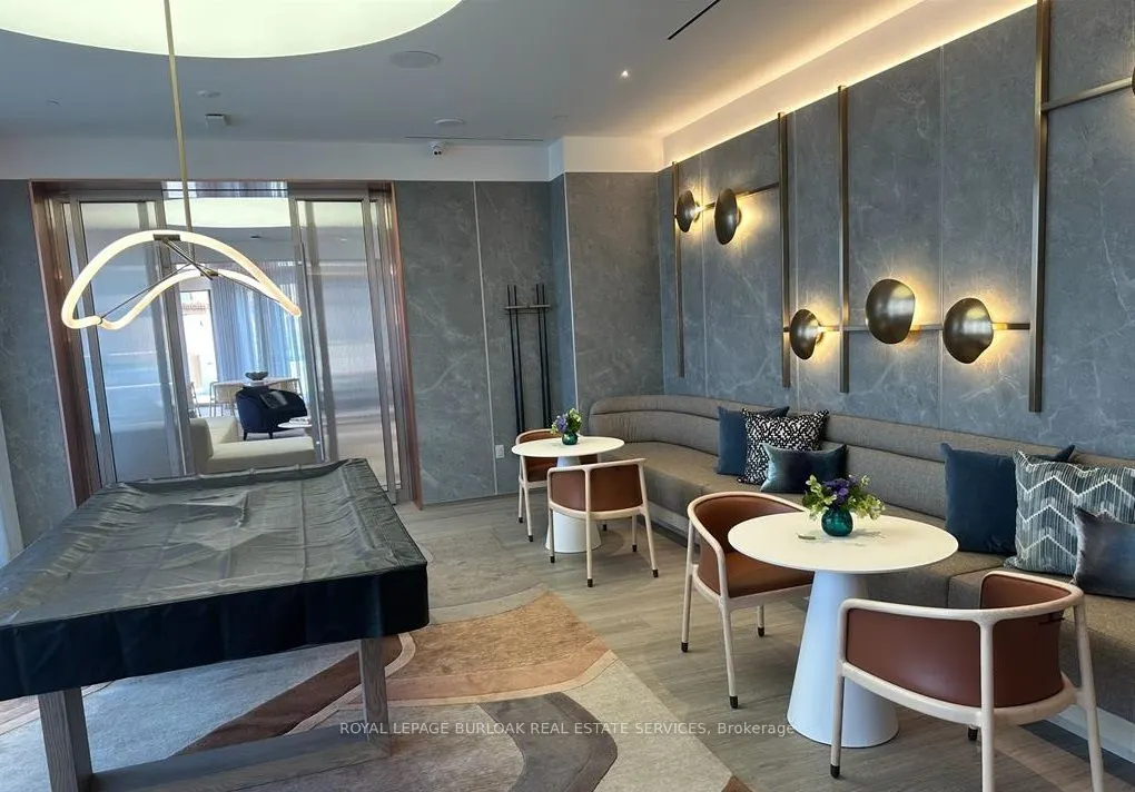 155 Merchants Wharf, #325