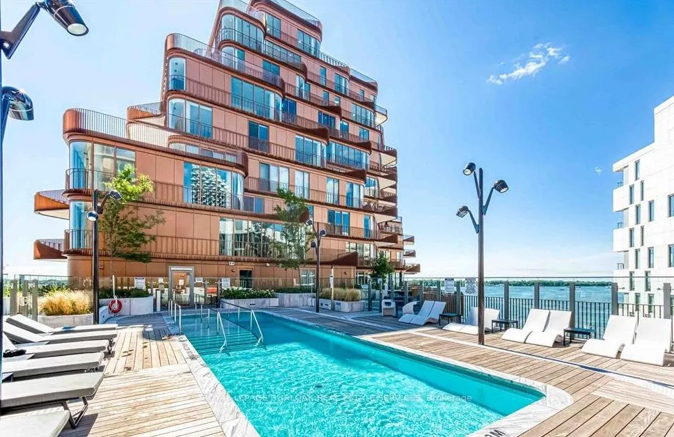 155 Merchants Wharf, #325