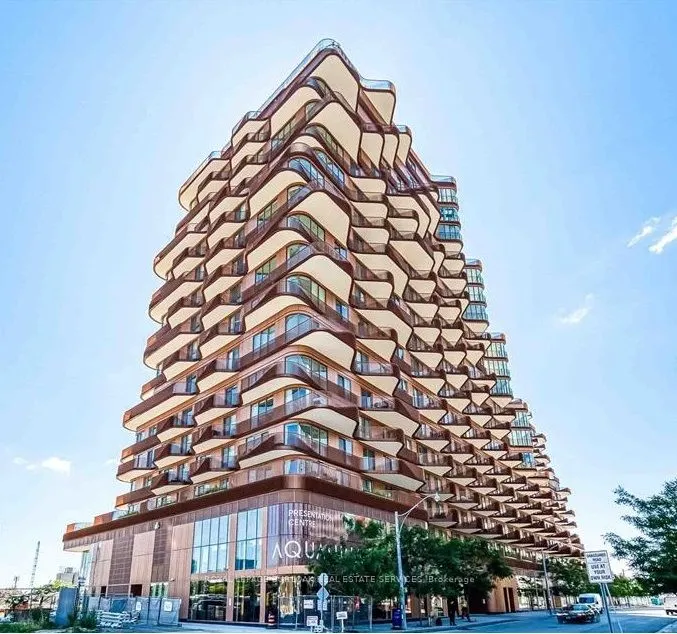 155 Merchants Wharf, #325