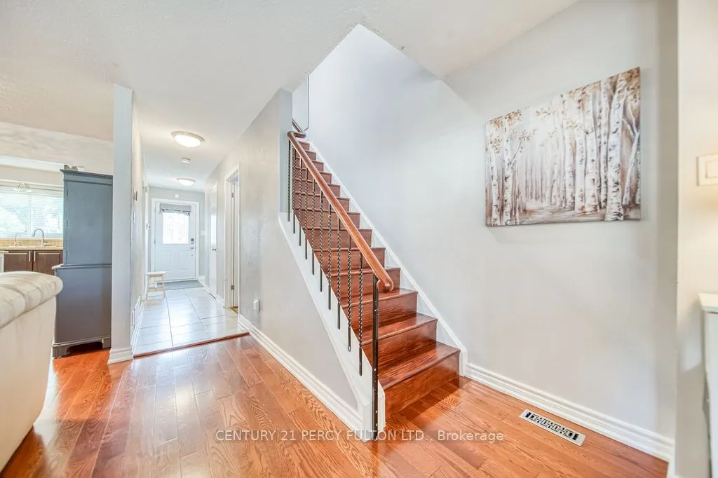 57 Golden Appleway, #111