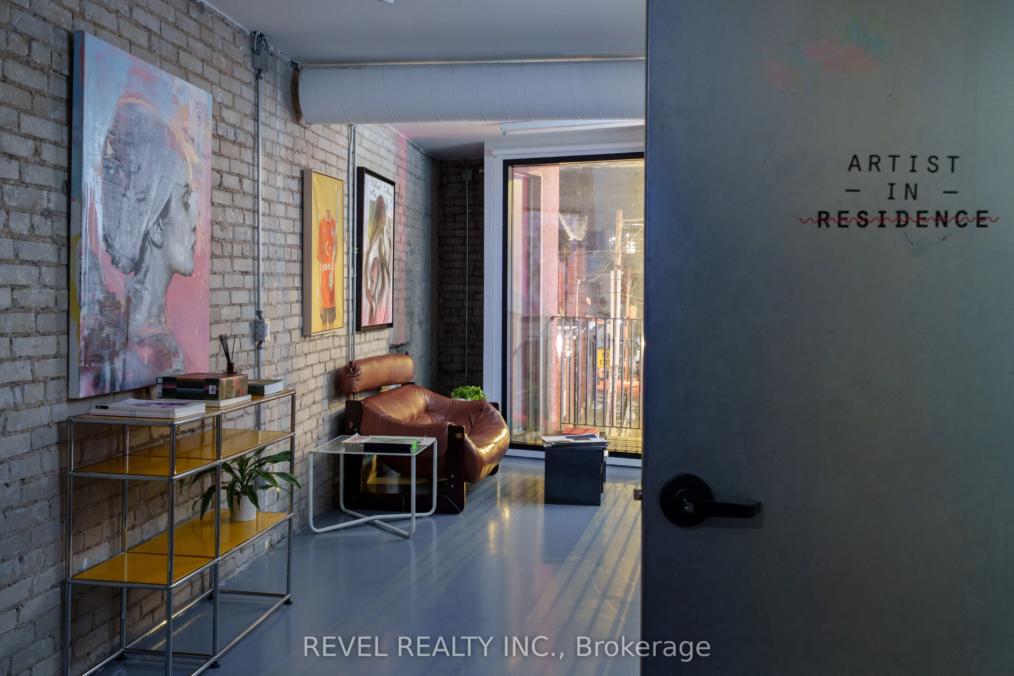 1468 Dundas Avenue W, #2nd Floor