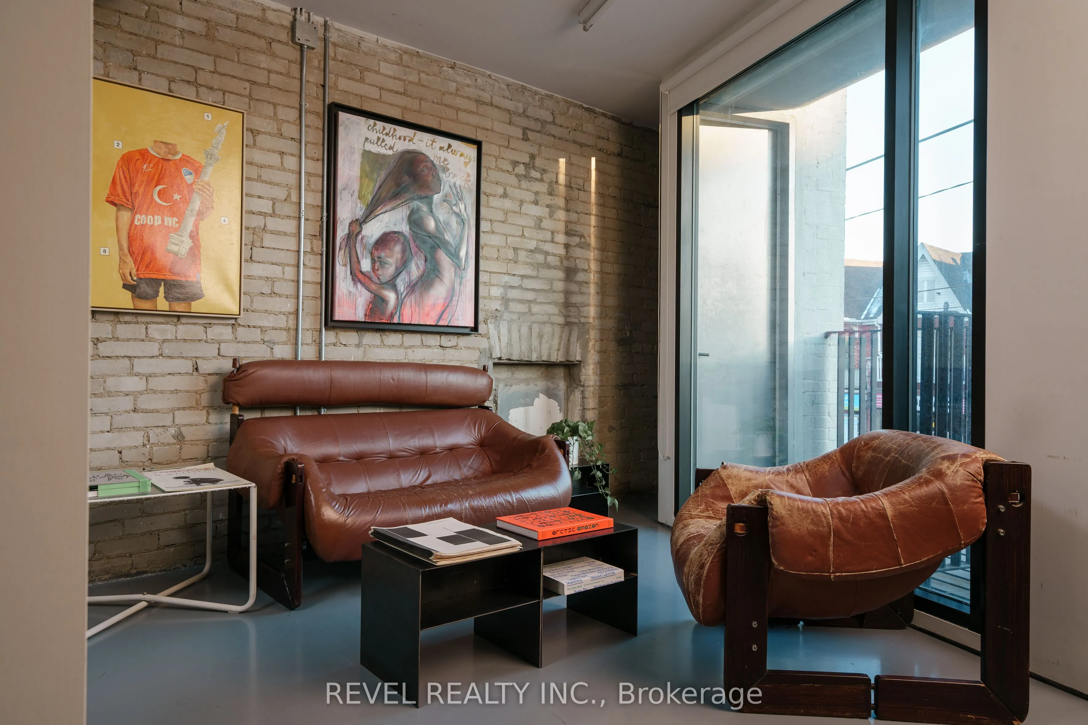 1468 Dundas Avenue W, #2nd Floor