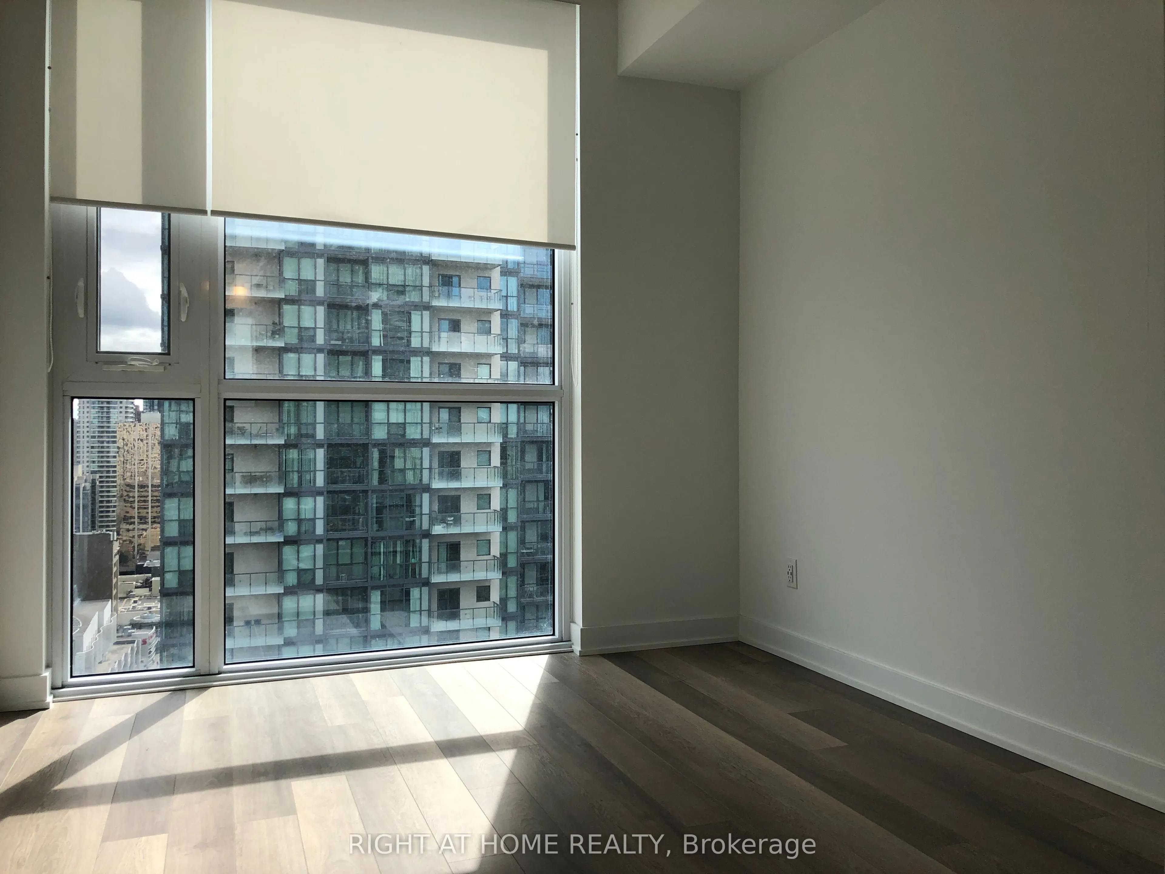 5180 Yonge Street, #2207