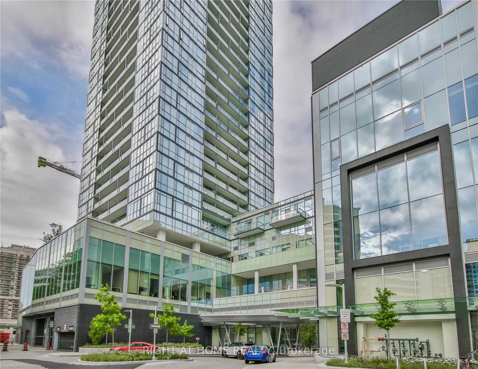 5180 Yonge Street, #2207