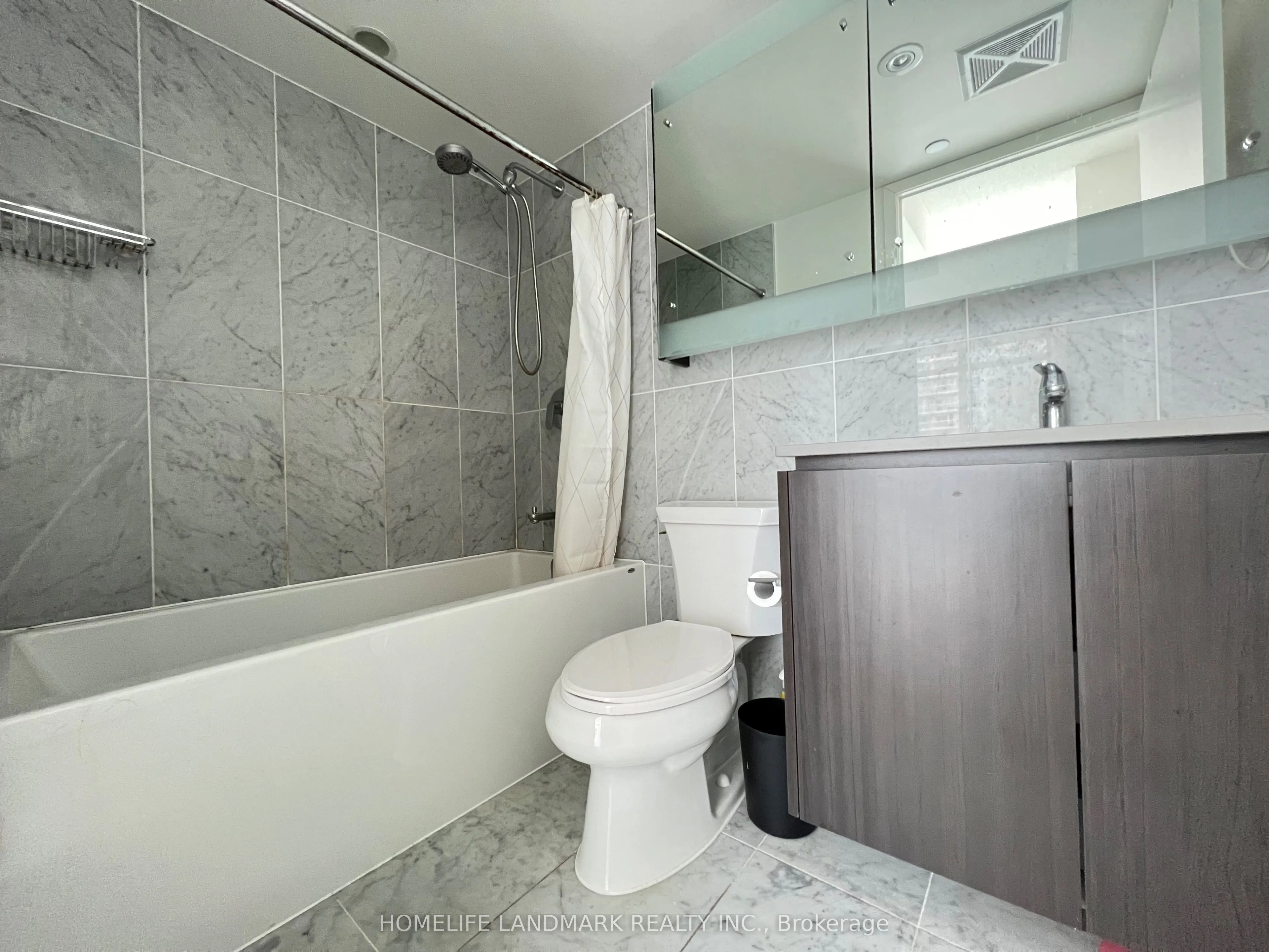 70 Queens Wharf Road, #2612