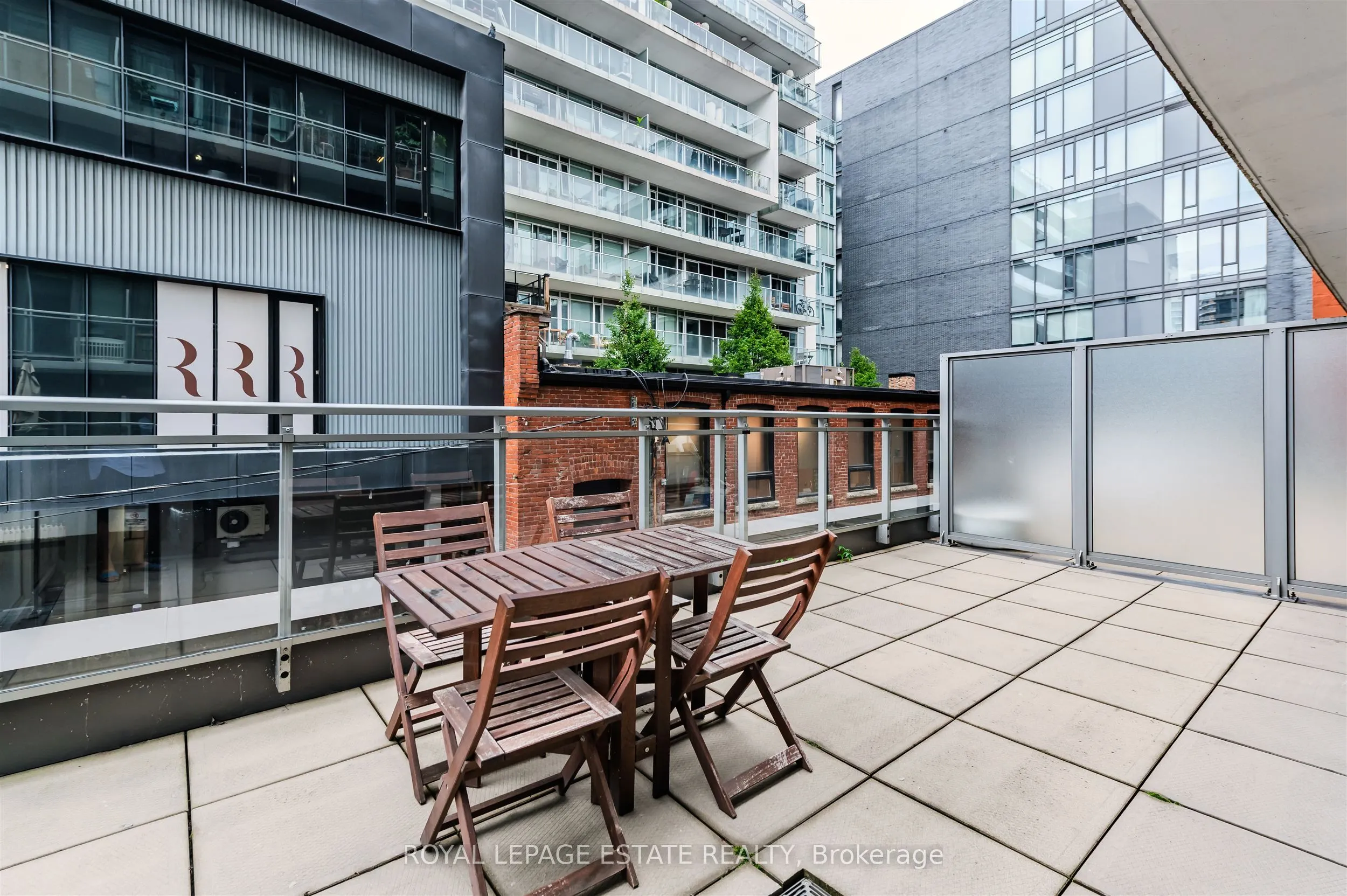 508 Wellington Street, #03
