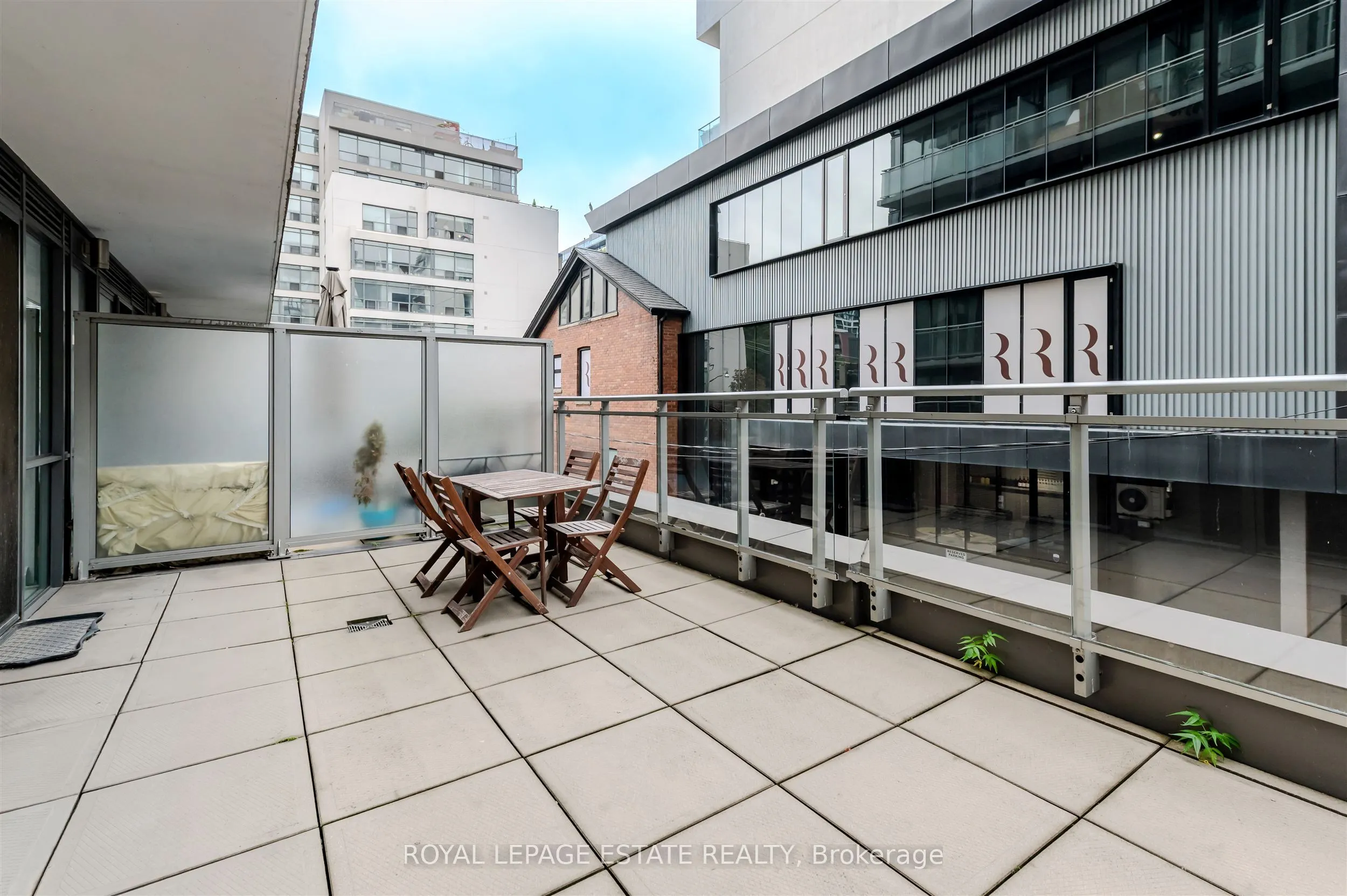 508 Wellington Street, #03