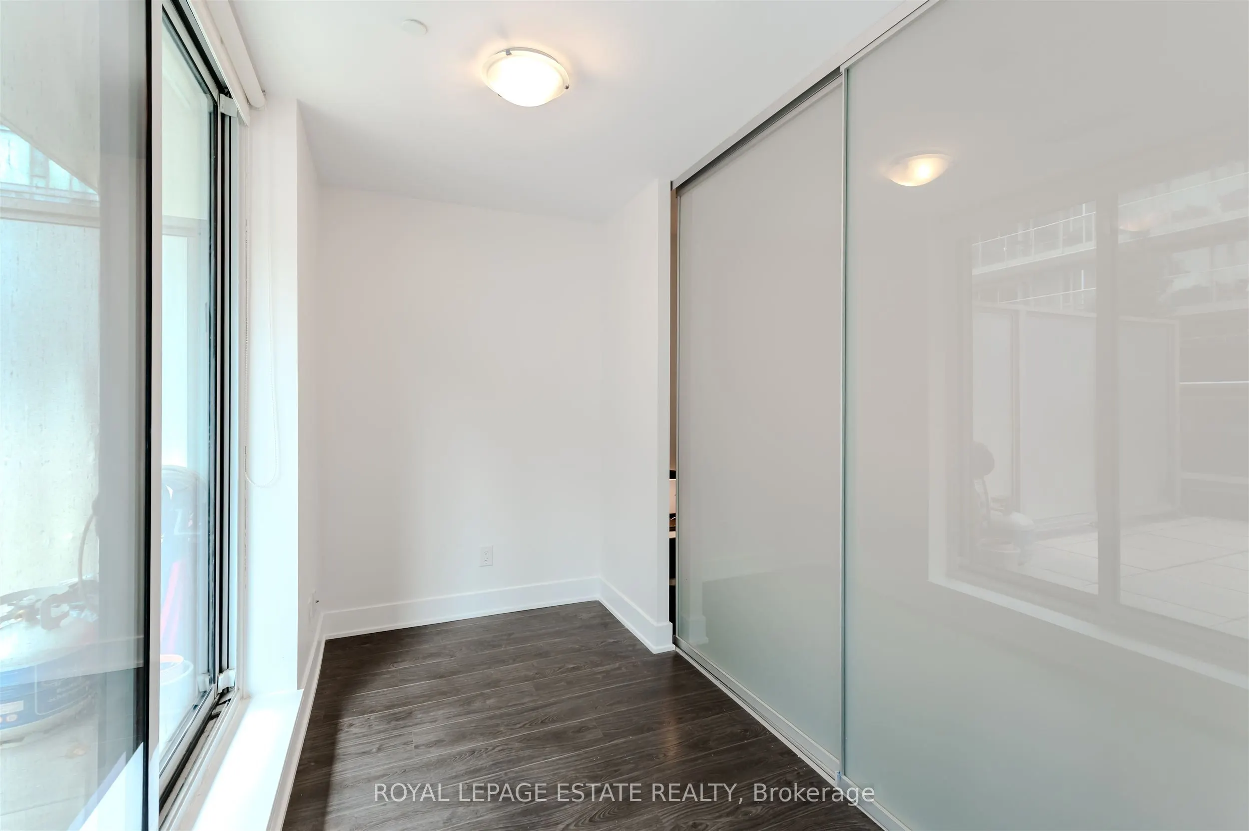 508 Wellington Street, #03