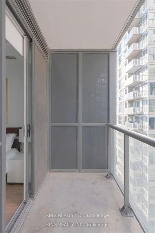 88 Blue Jays Way, #2710