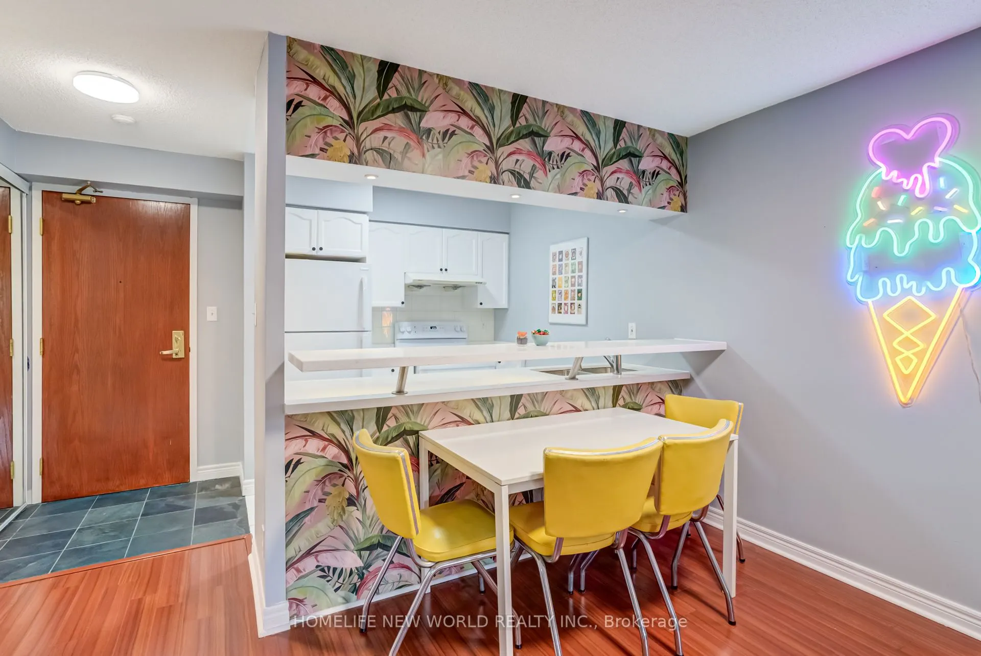 28 Empress Avenue, #210