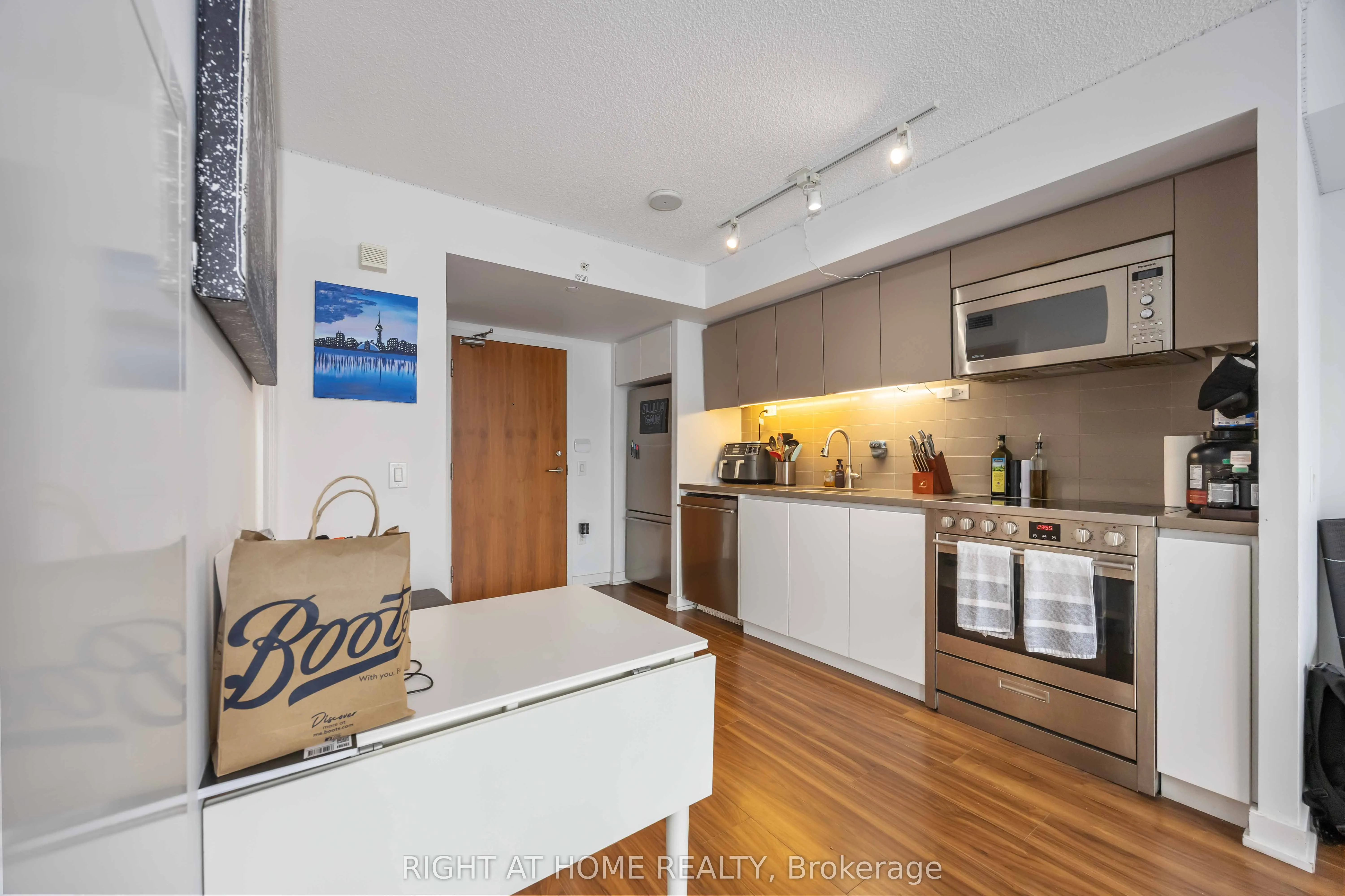 85 Queens Wharf Road, #4109