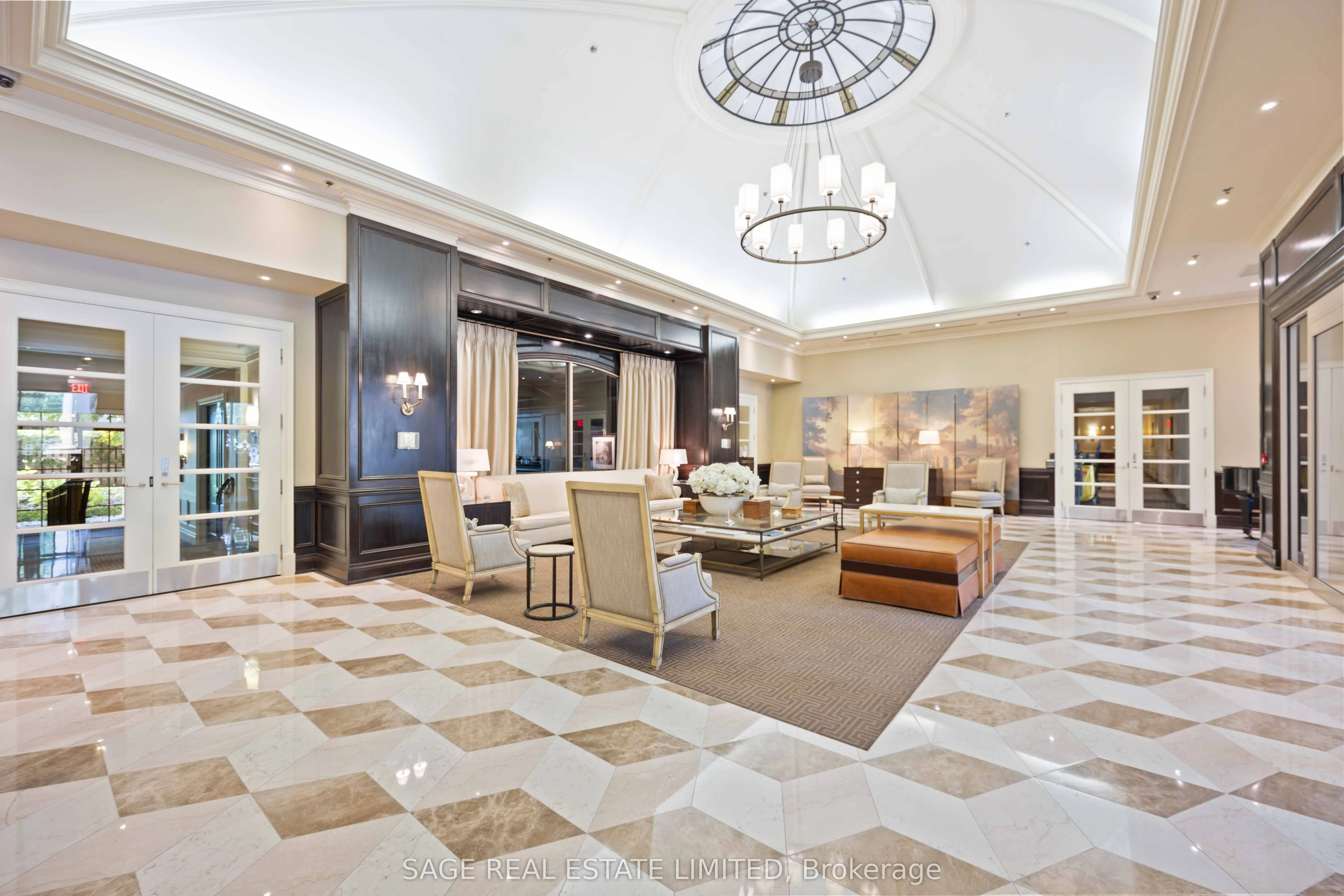 20 Burkebrook Place, #212