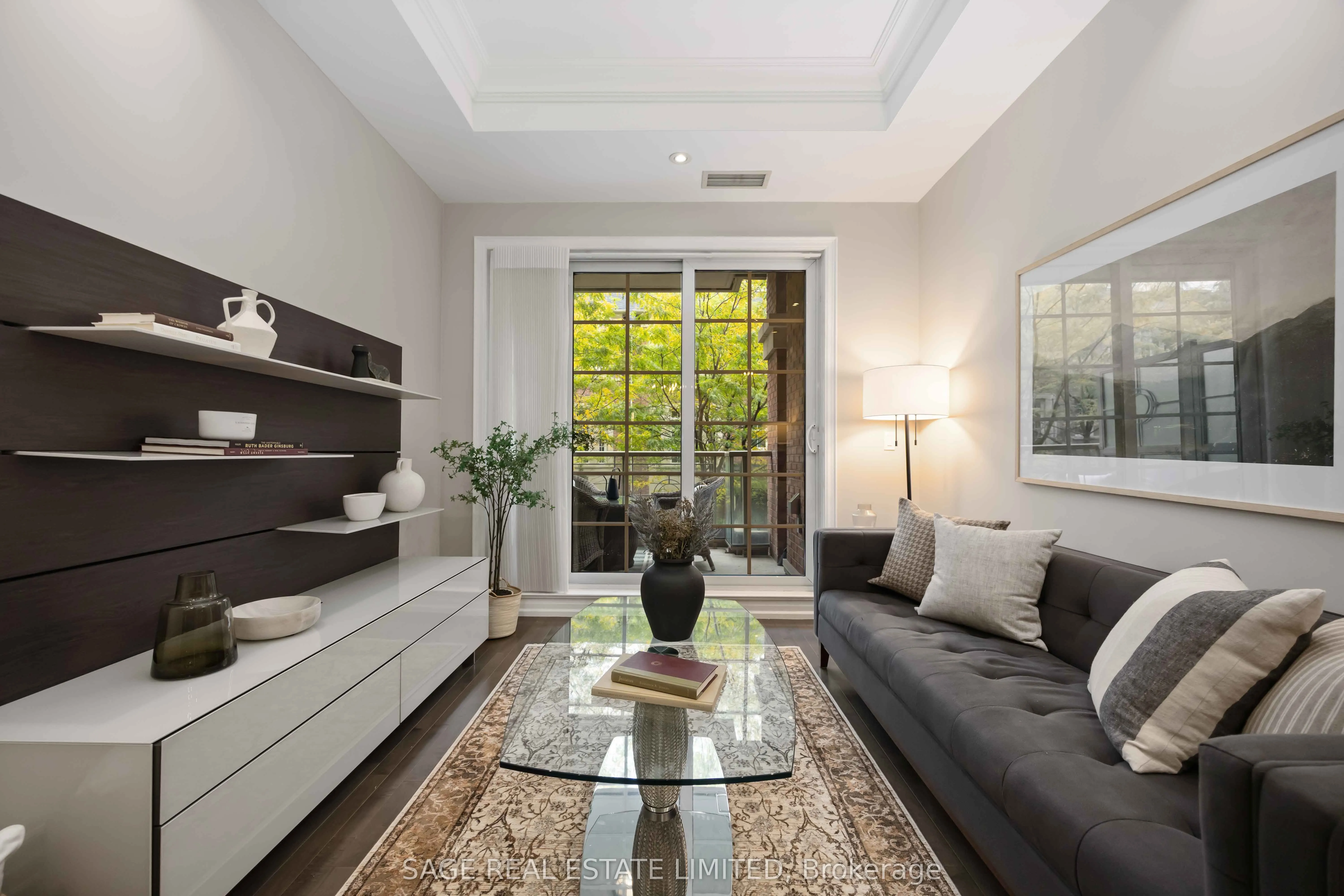 20 Burkebrook Place, #212