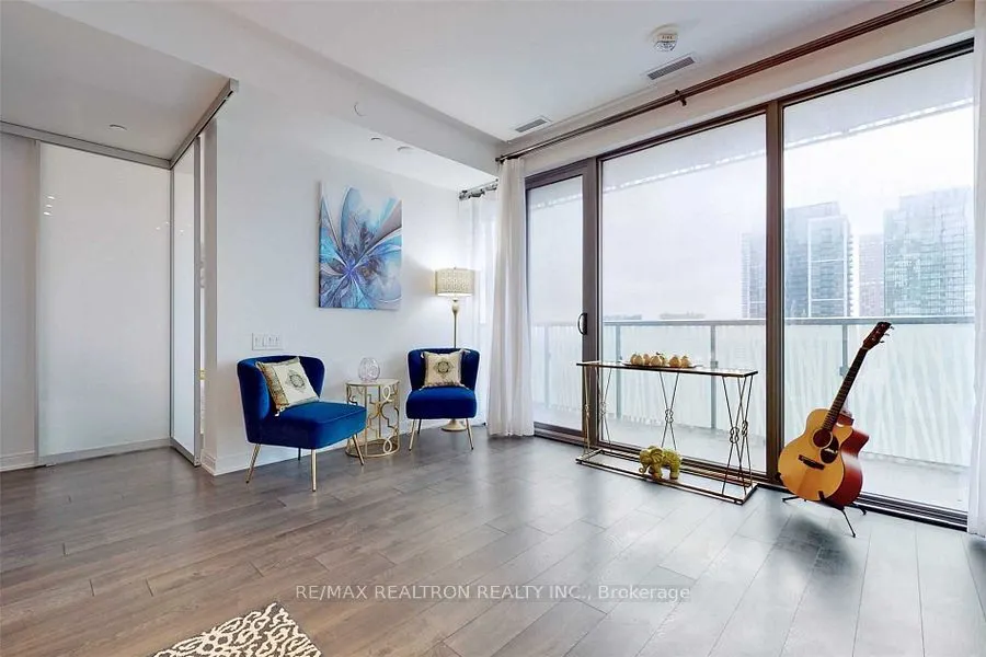 50 Charles Street E, #4615