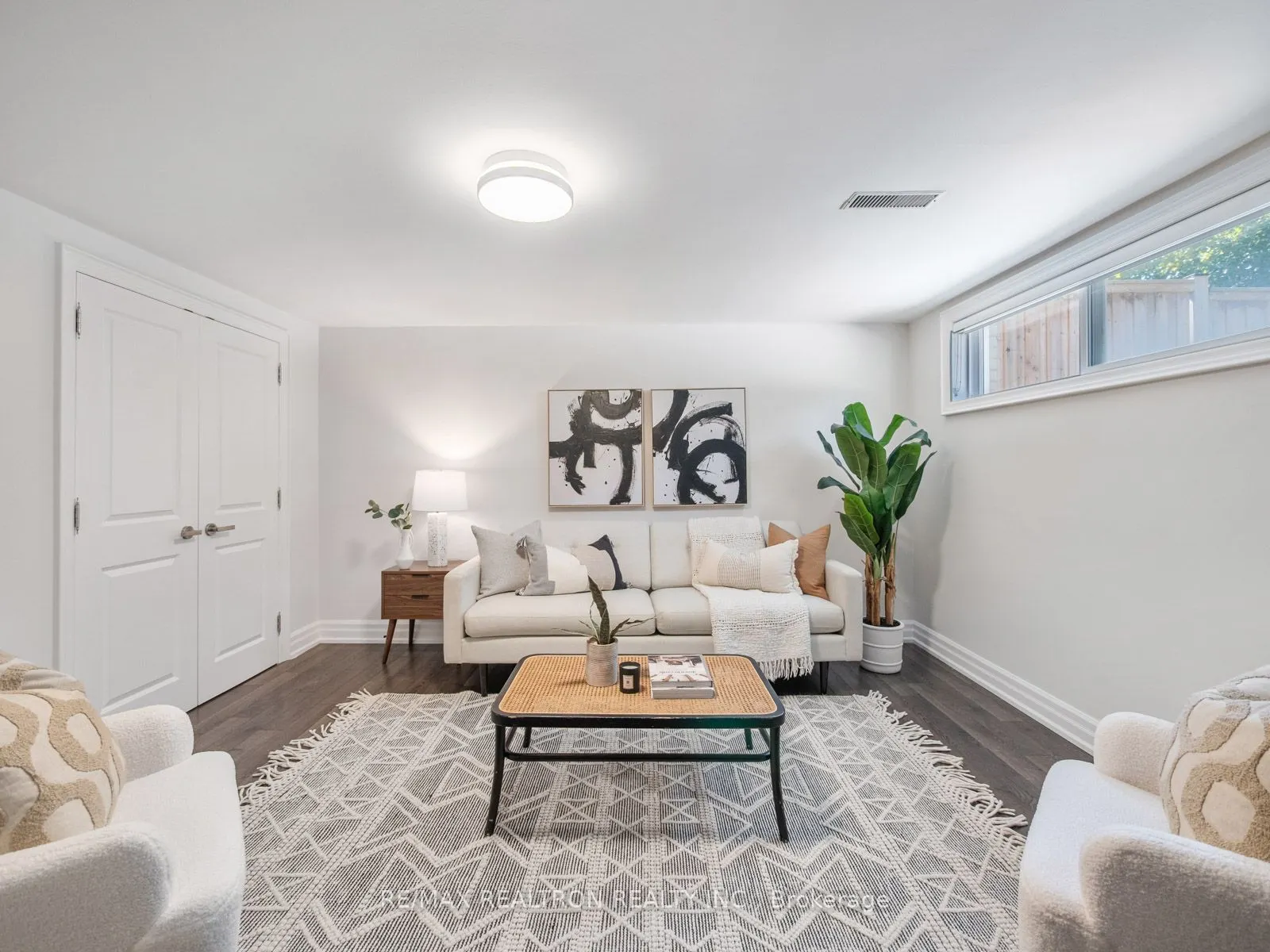 10 Terrydale Drive