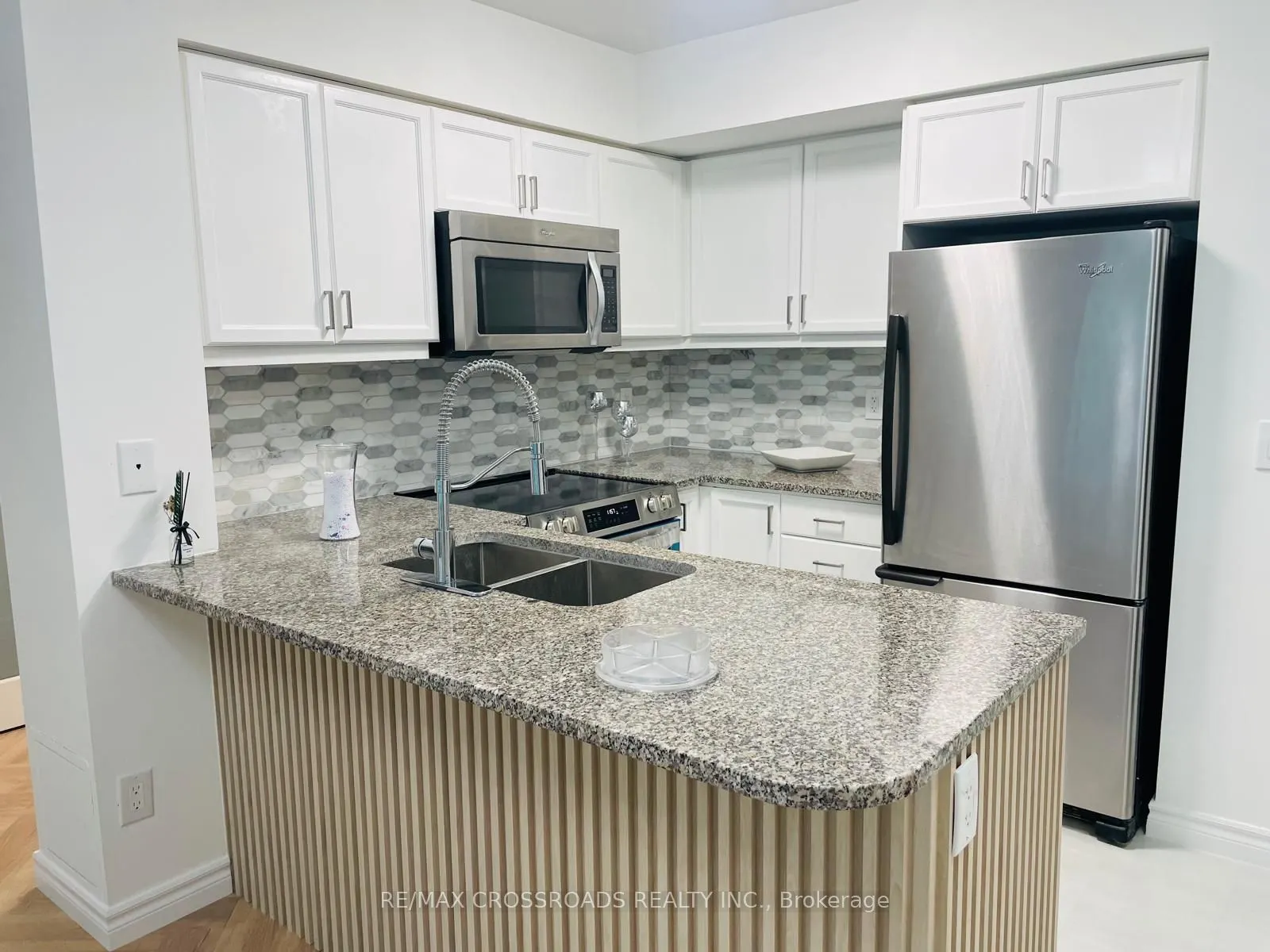 19 Grand Trunk Crescent, #3207