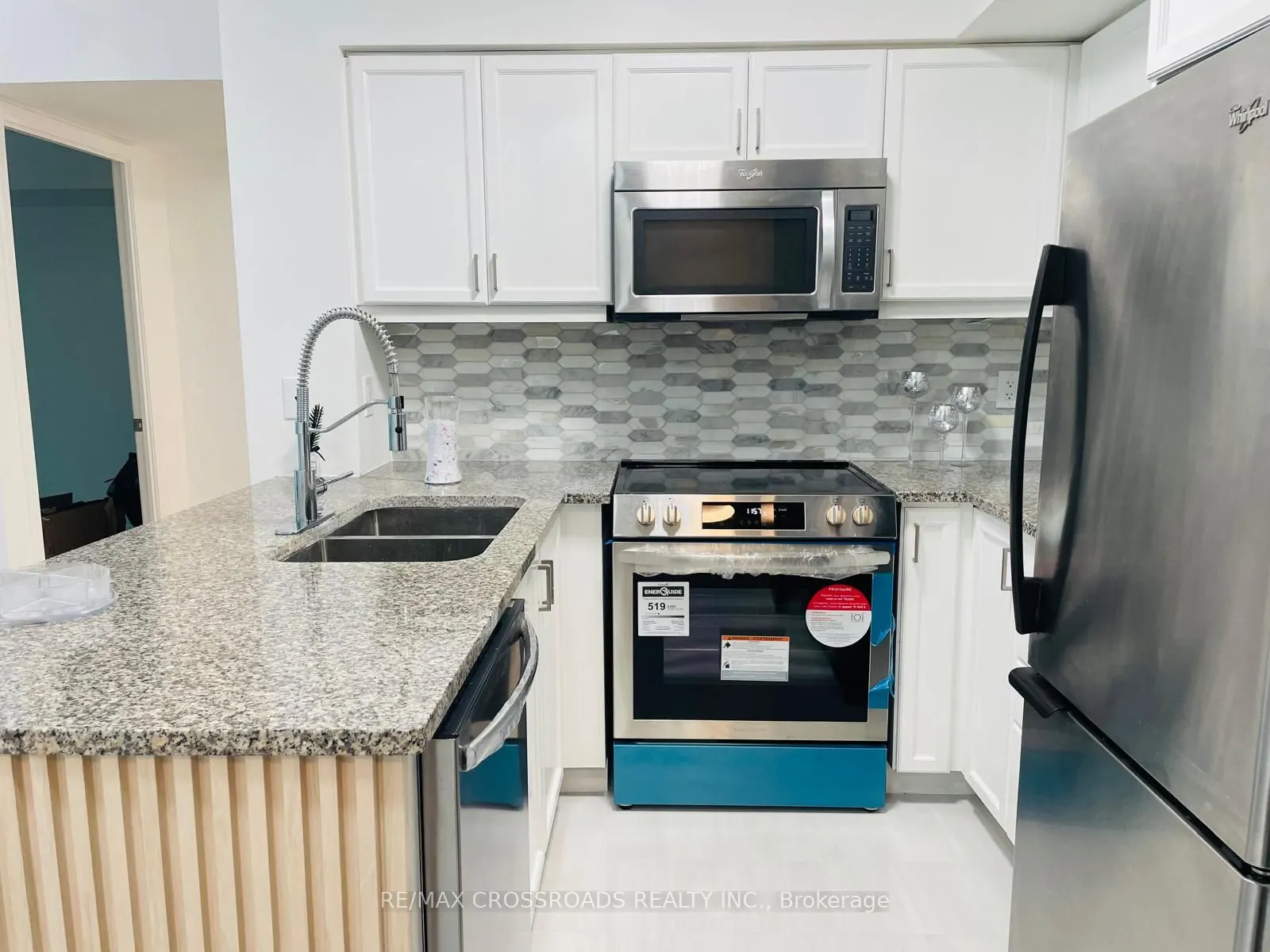 19 Grand Trunk Crescent, #3207