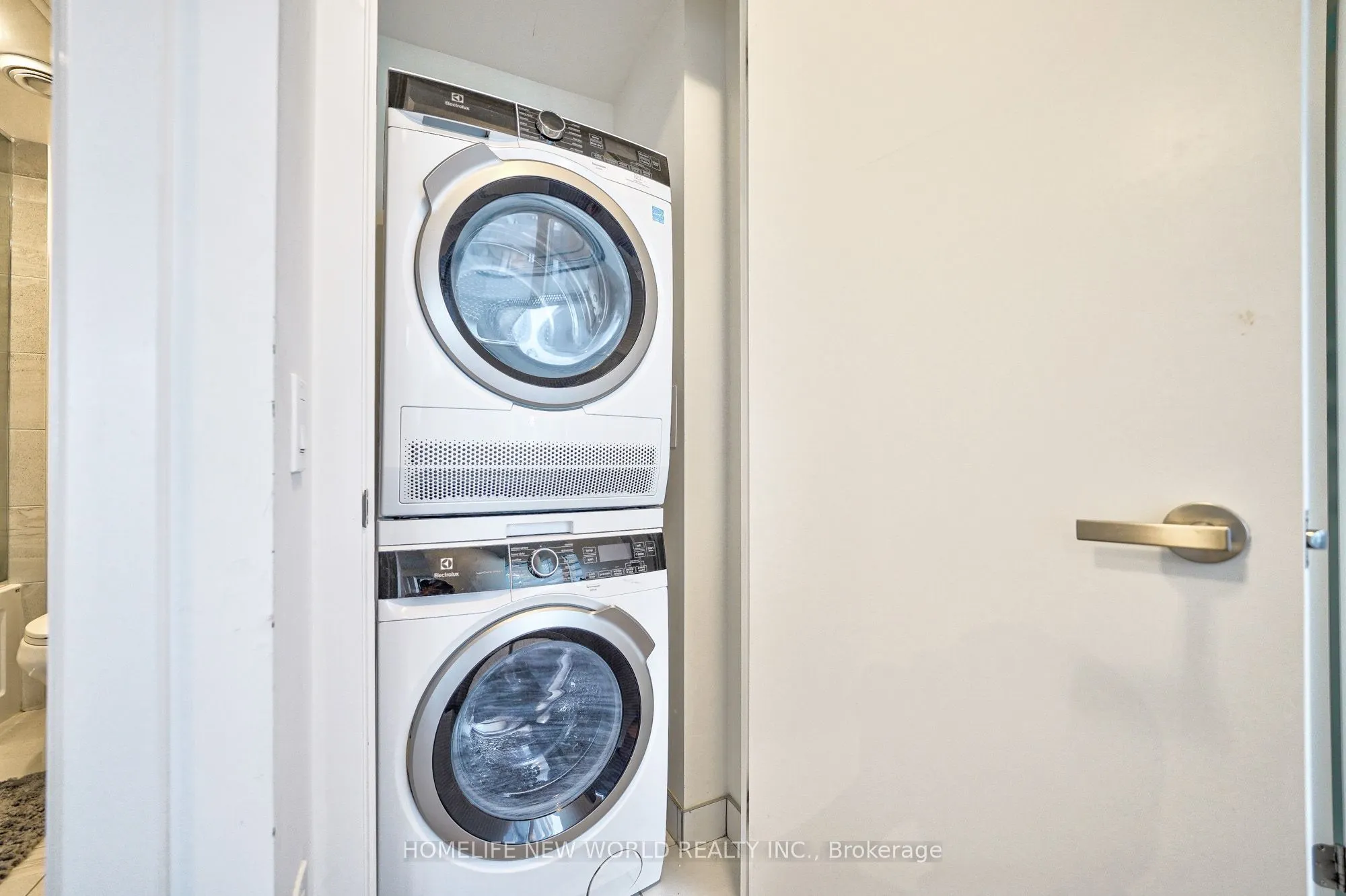 55 Cooper Street, #2708