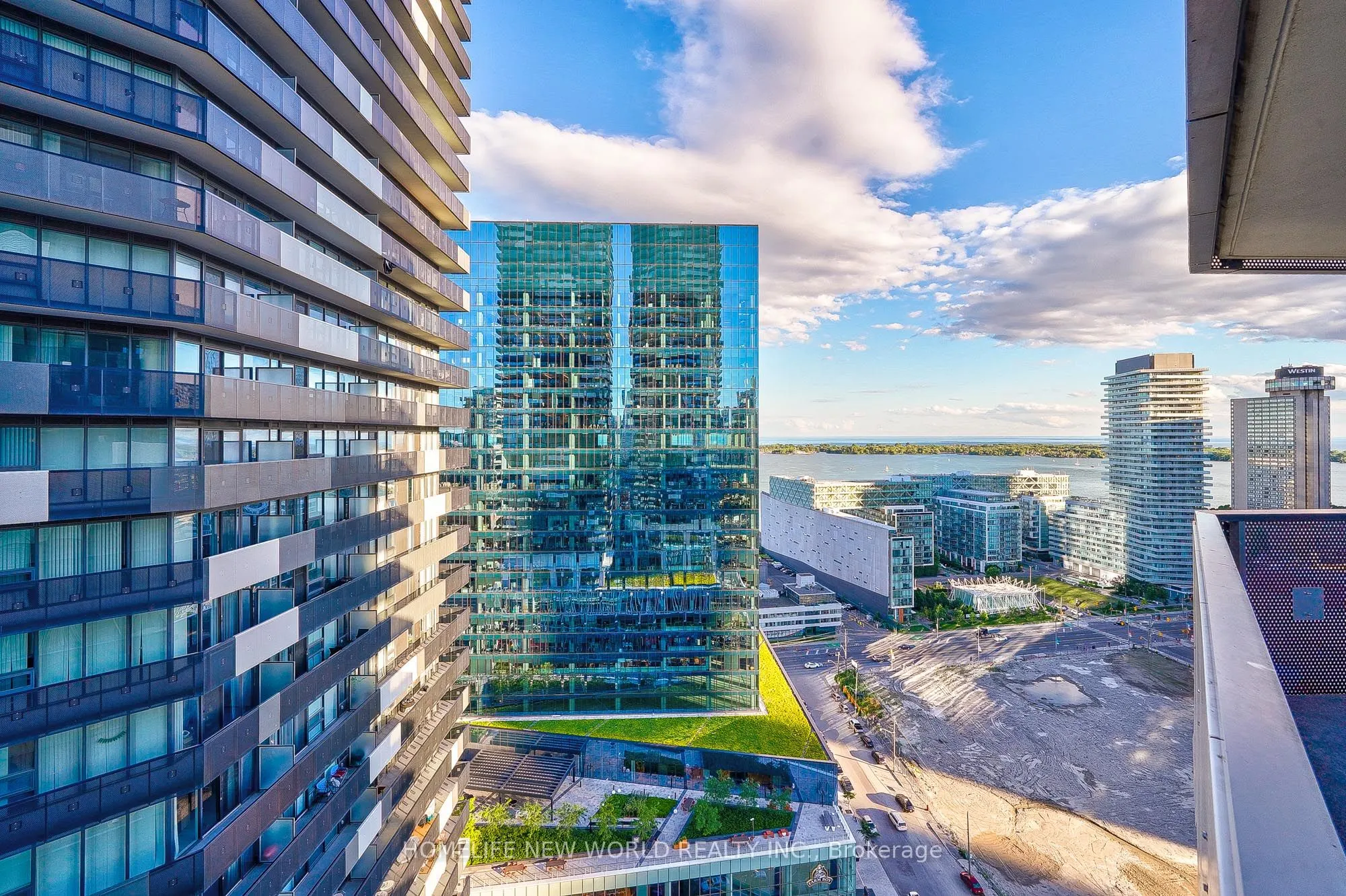 55 Cooper Street, #2708