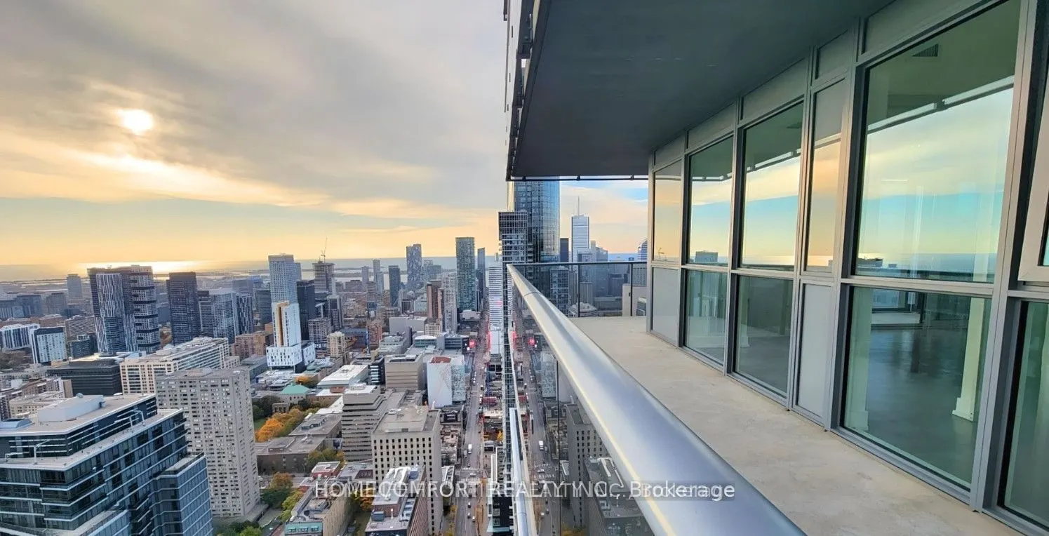 7 Grenville Street, #3310