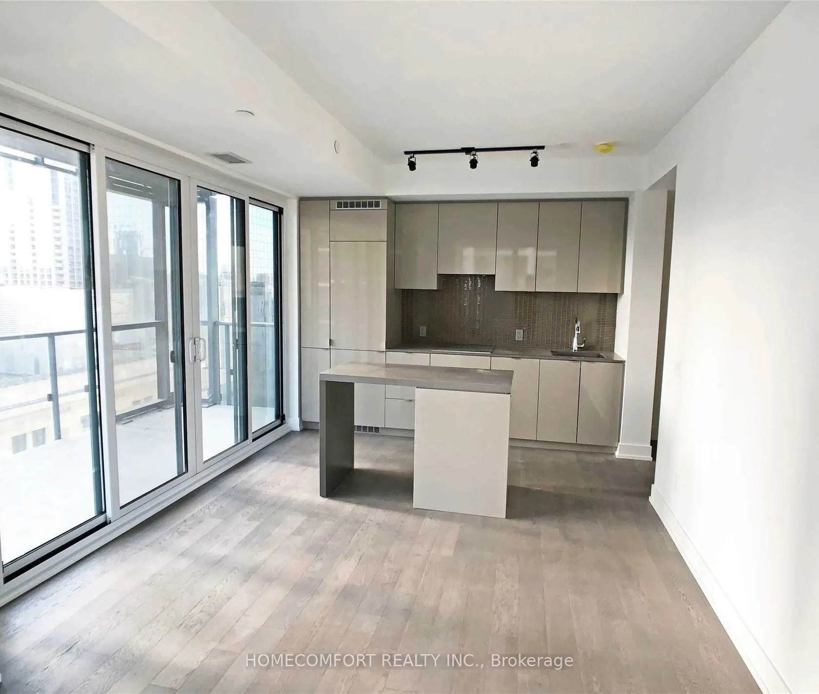 7 Grenville Street, #3310