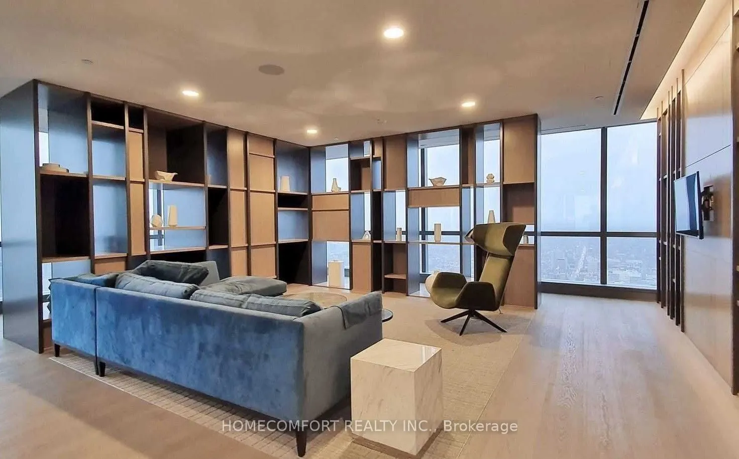 7 Grenville Street, #3310