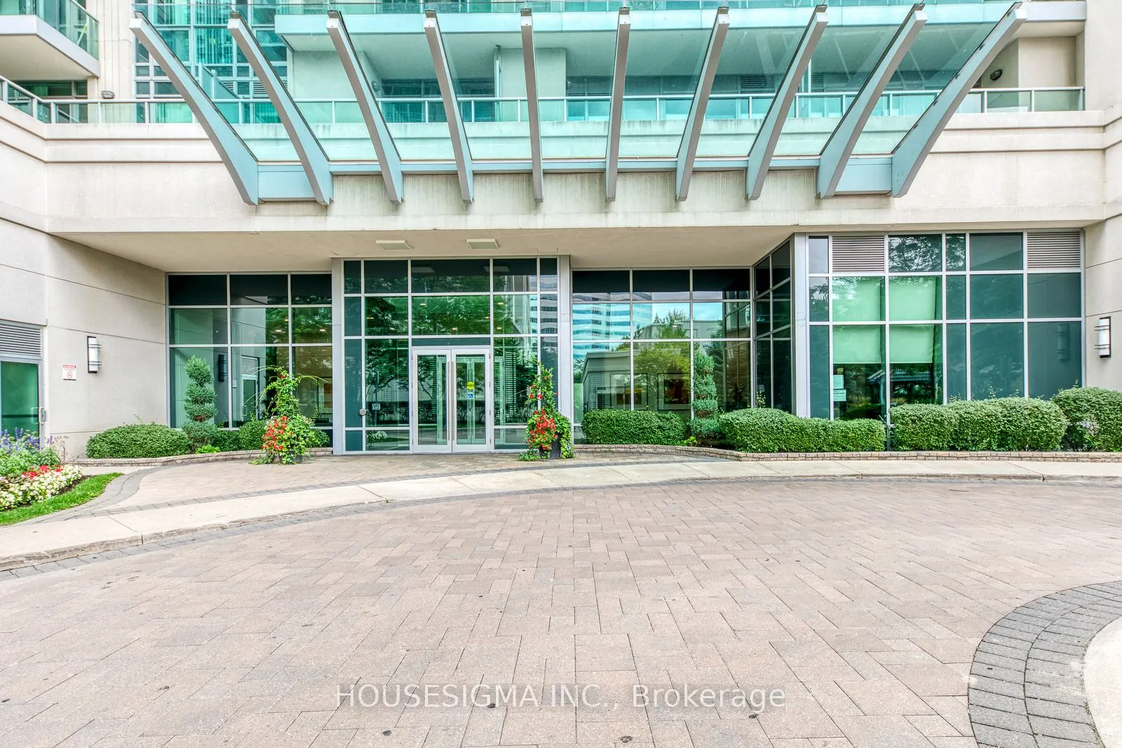 17 Anndale Drive, #308