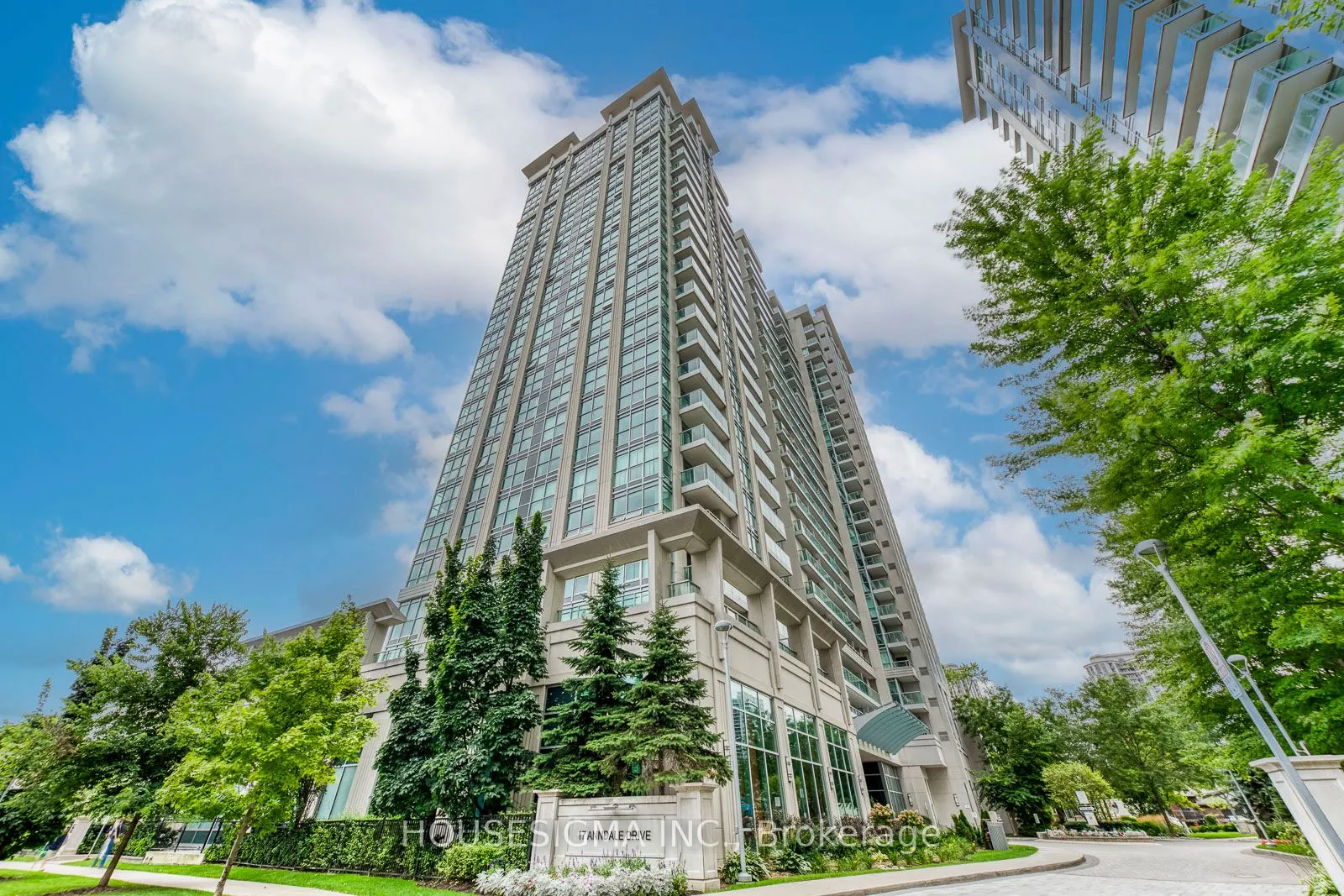 17 Anndale Drive, #308
