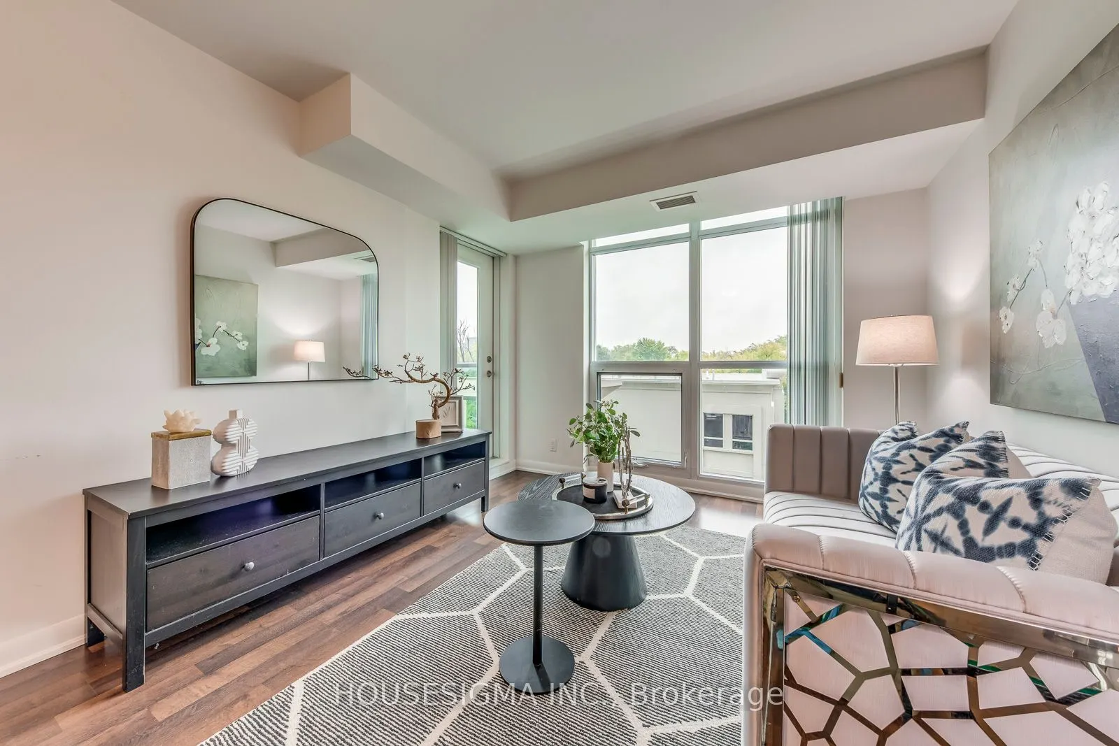 17 Anndale Drive, #308