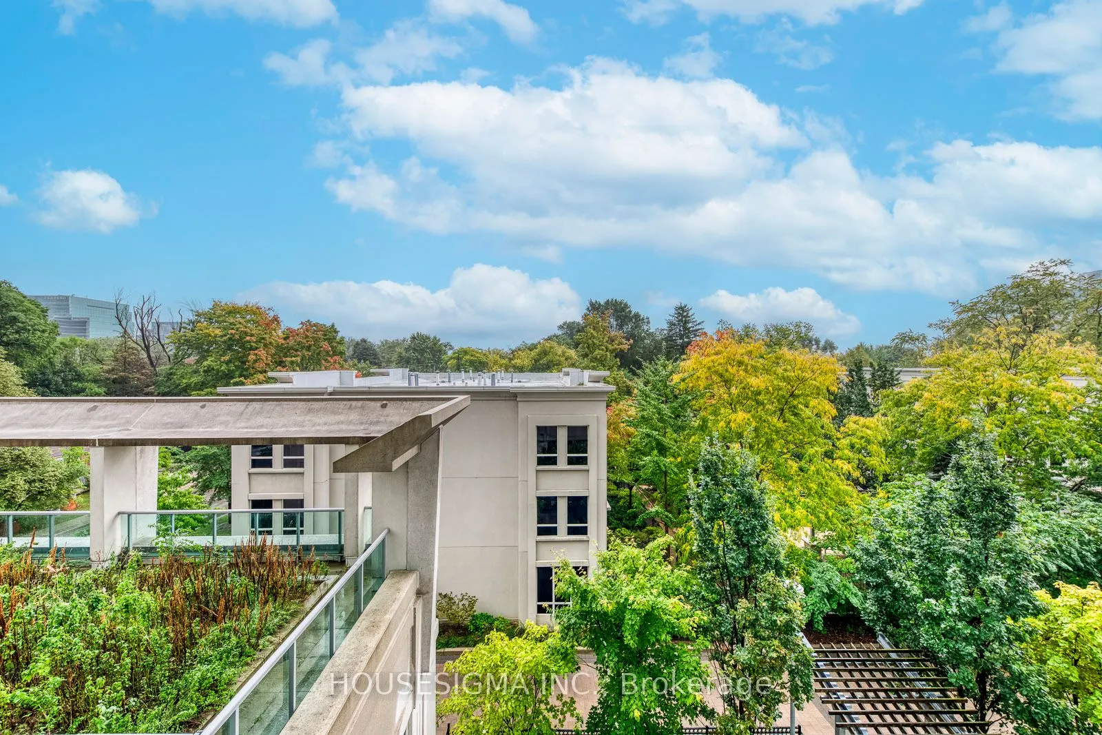 17 Anndale Drive, #308