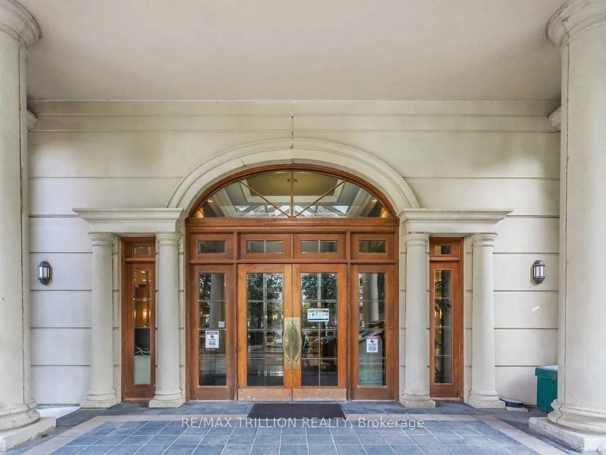 78 Harrison Garden Boulevard, #1014