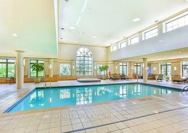 78 Harrison Garden Boulevard, #1014