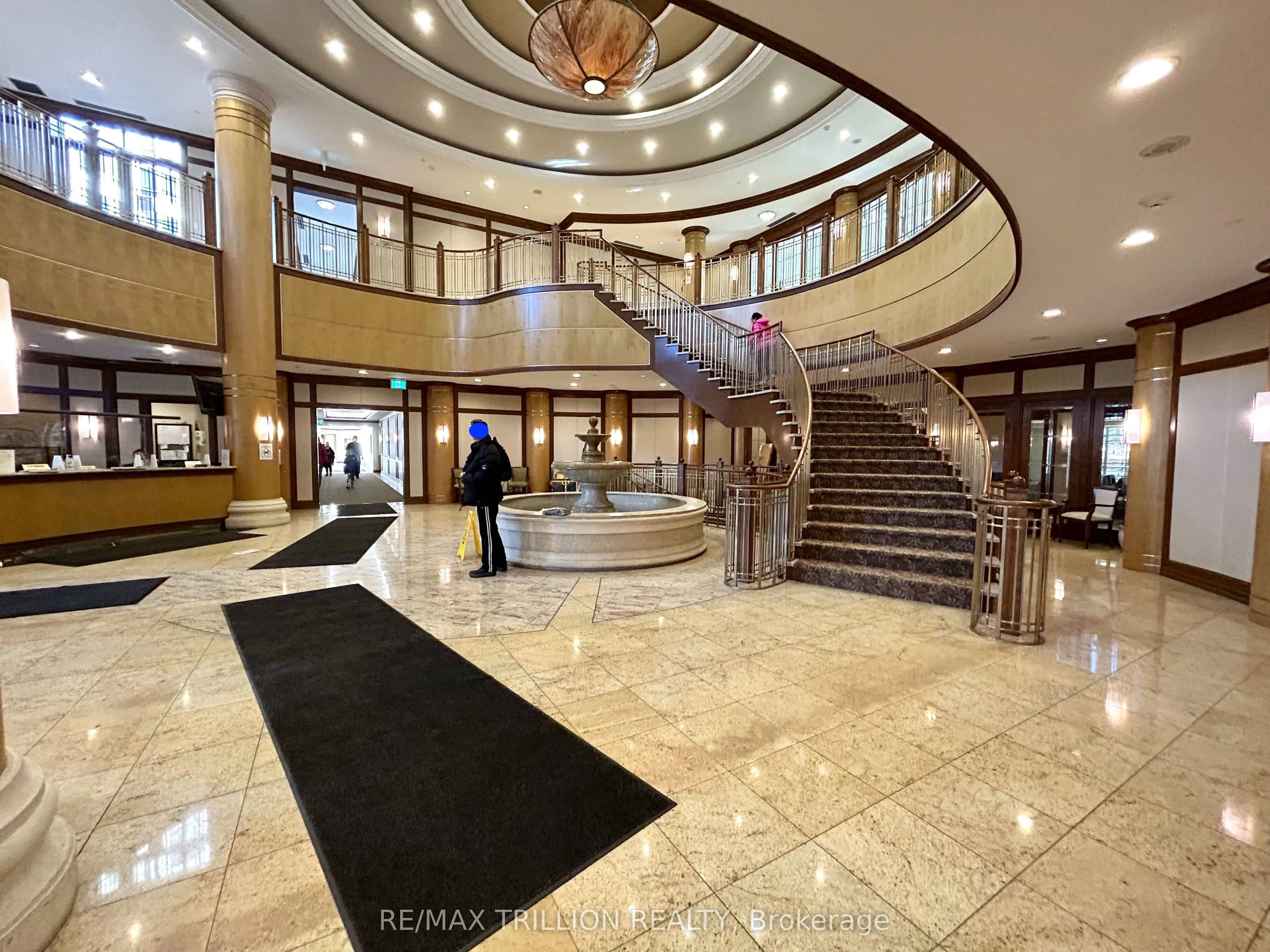 78 Harrison Garden Boulevard, #1014