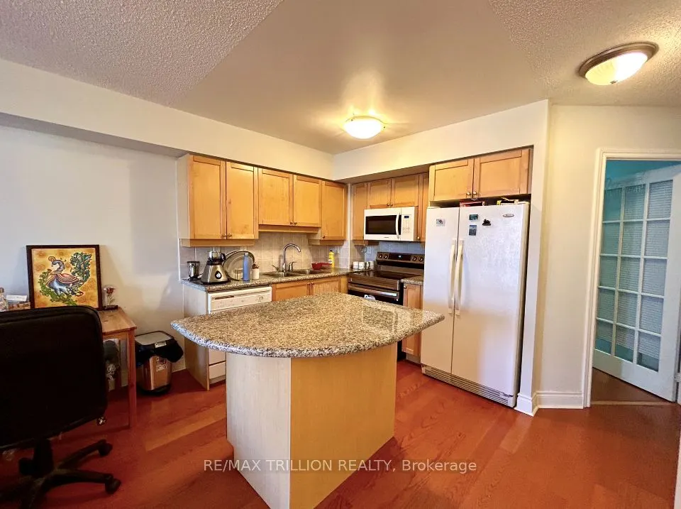 78 Harrison Garden Boulevard, #1014