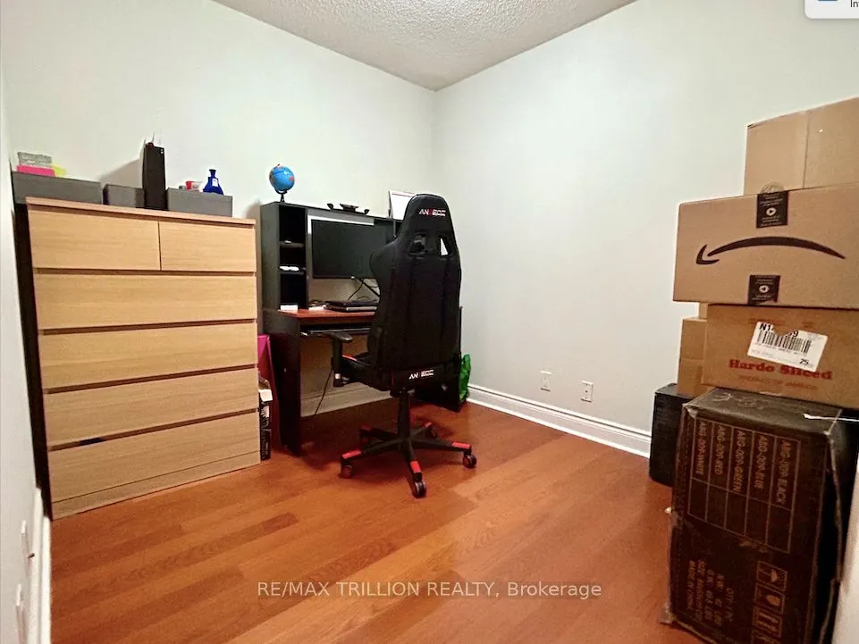 78 Harrison Garden Boulevard, #1014
