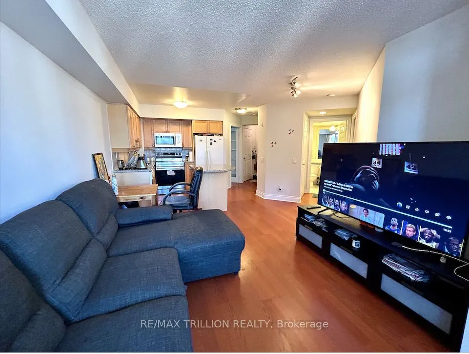 78 Harrison Garden Boulevard, #1014