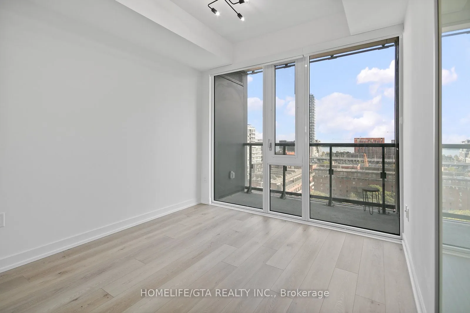 158 Front Street E, #1223