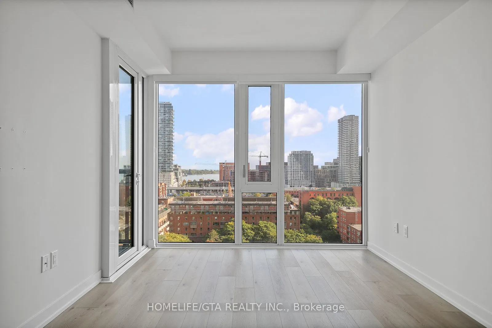 158 Front Street E, #1223
