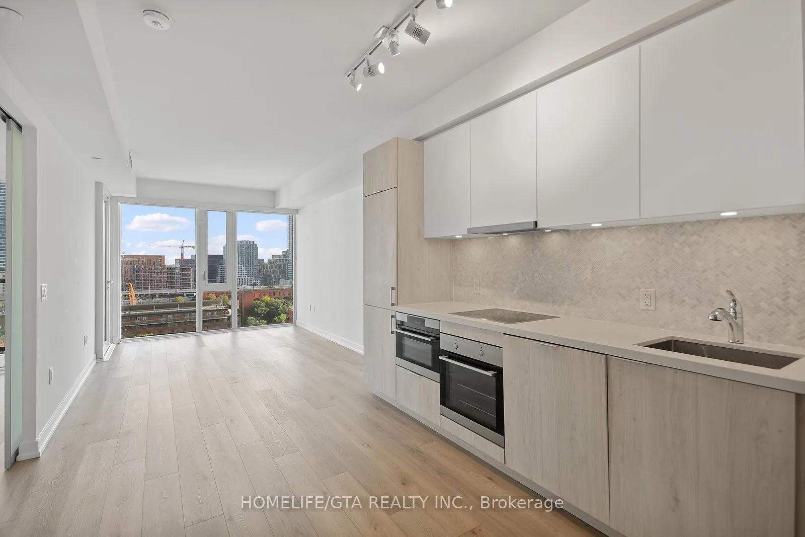 158 Front Street E, #1223