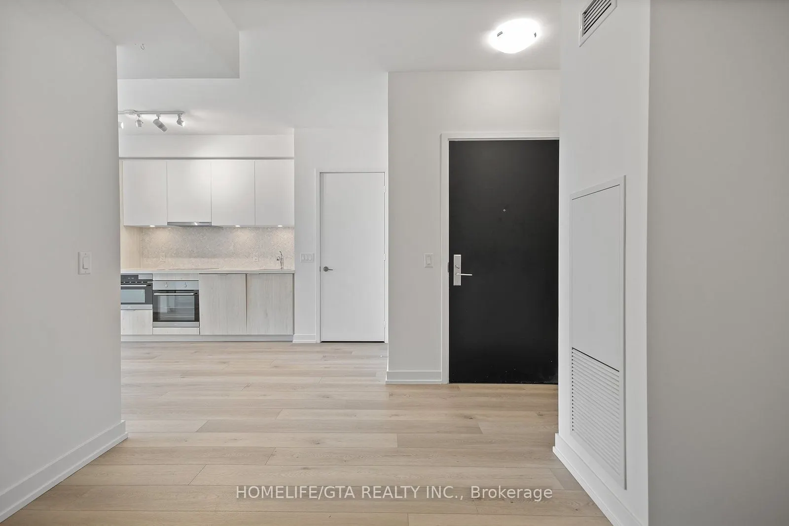158 Front Street E, #1223