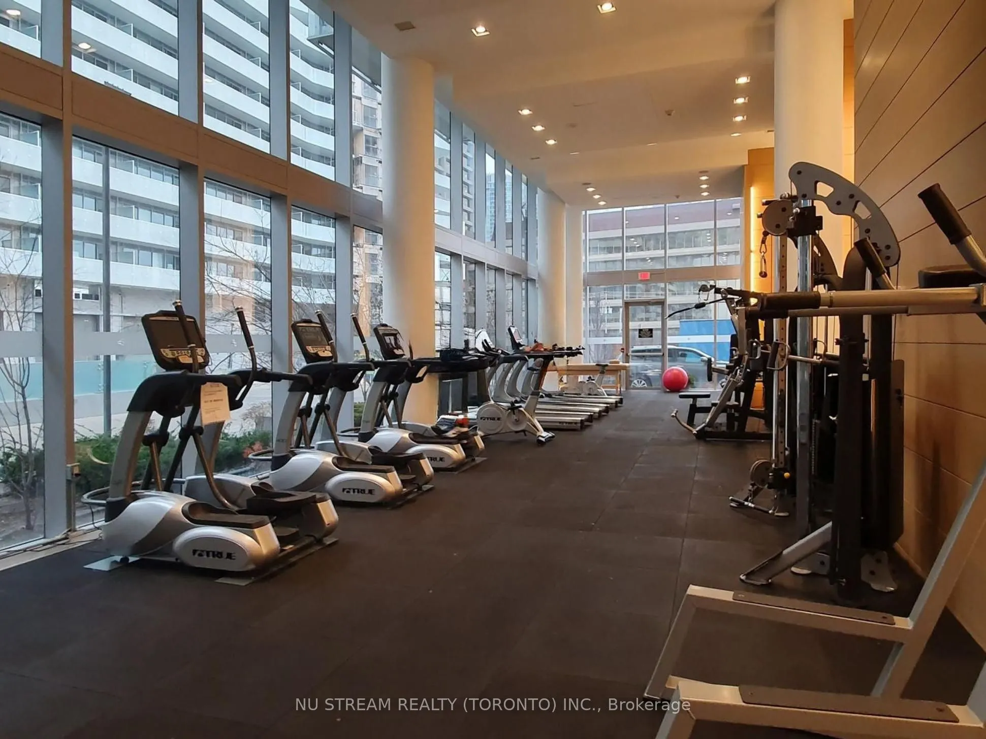 15 Queens Quay East Quay E, #2106