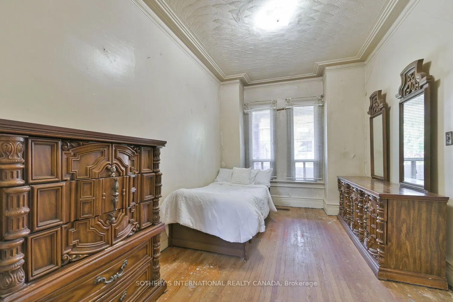 278 Clinton Street